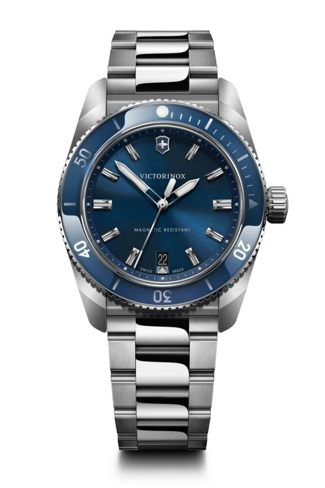 UVP € 695,-/ CHF 695.-