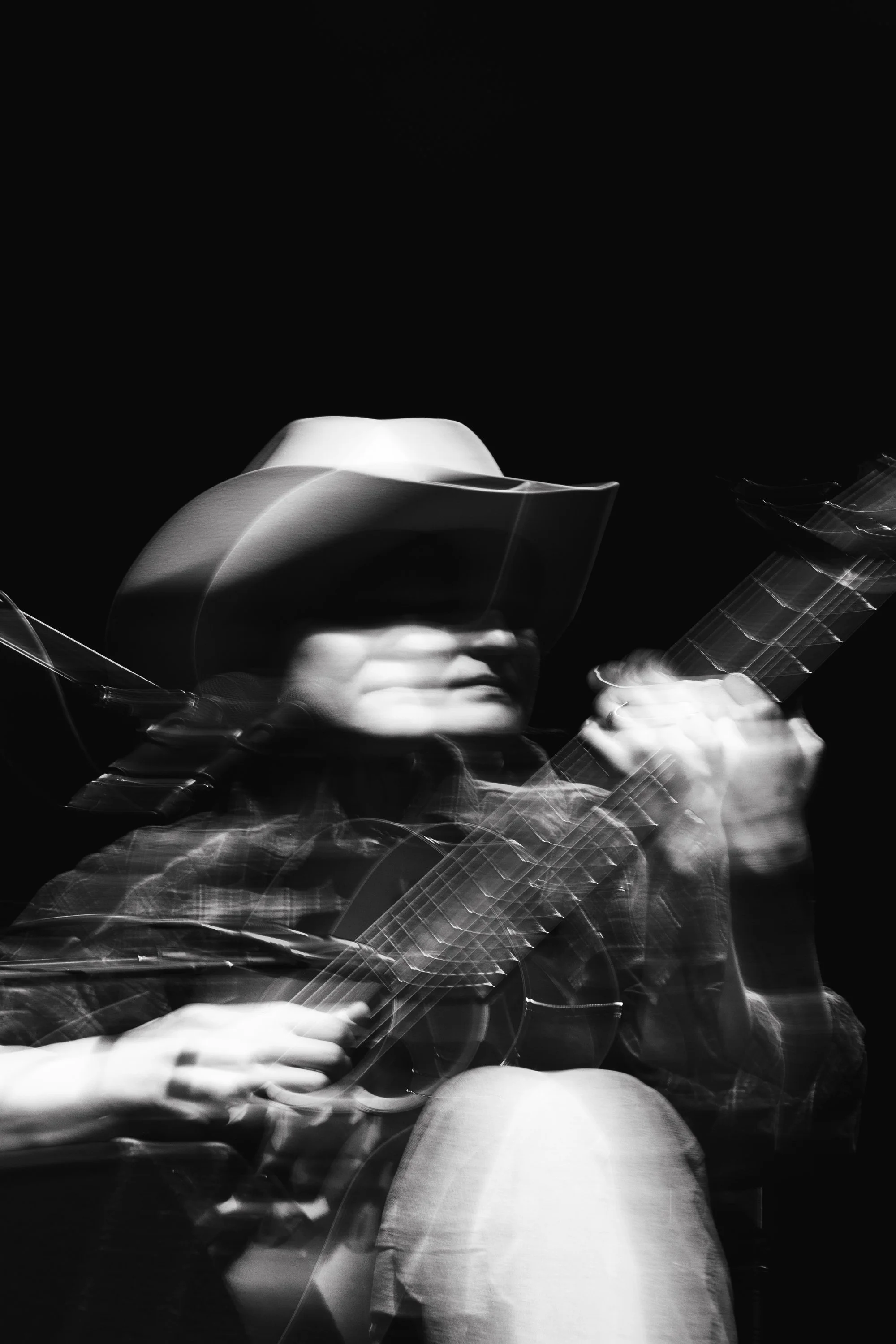 Adrianne Lenker_Julia Grandi Sundermeyer_13.jpg