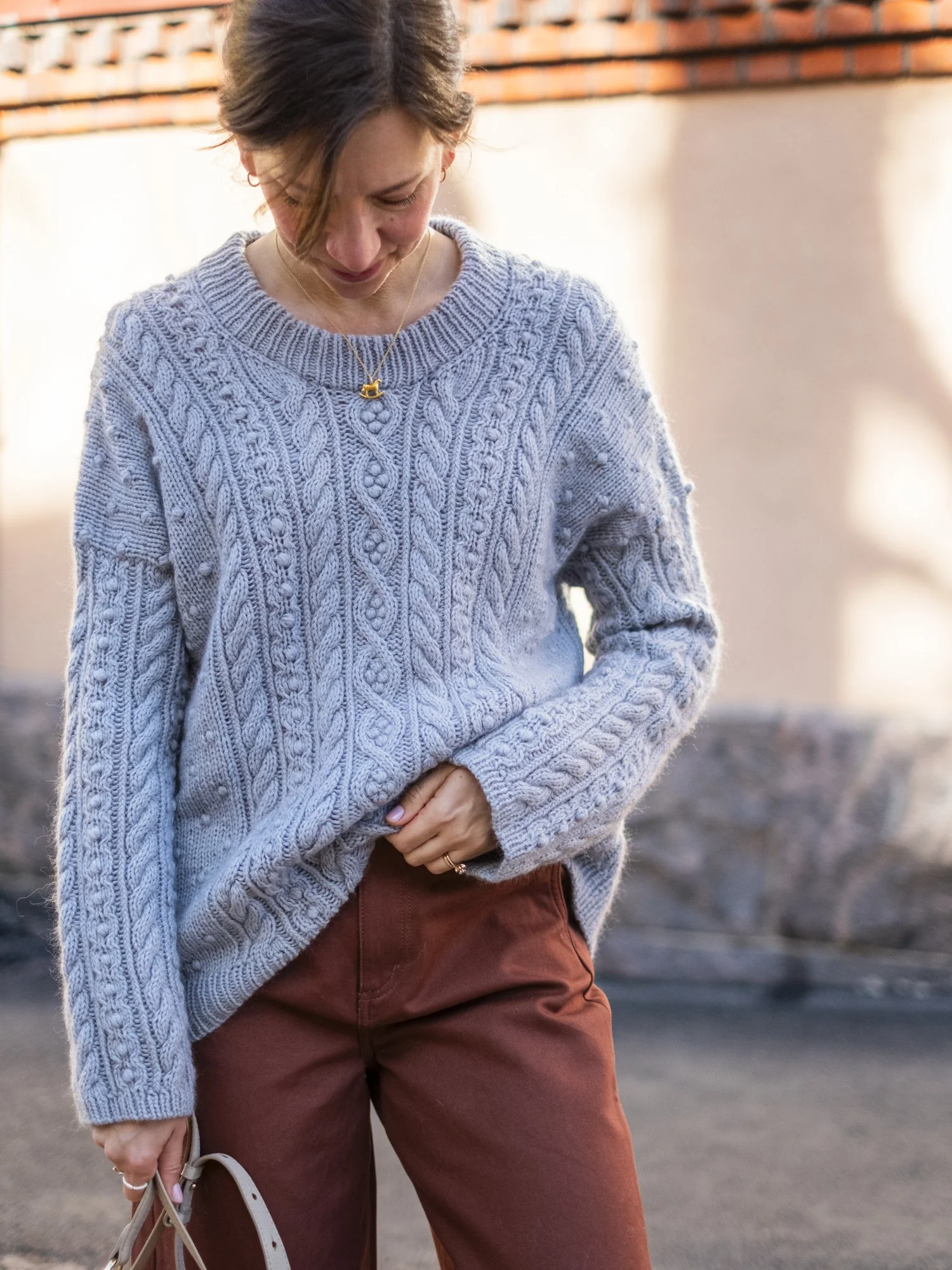 Bubblelicious-sweater-soft-blue09.jpg