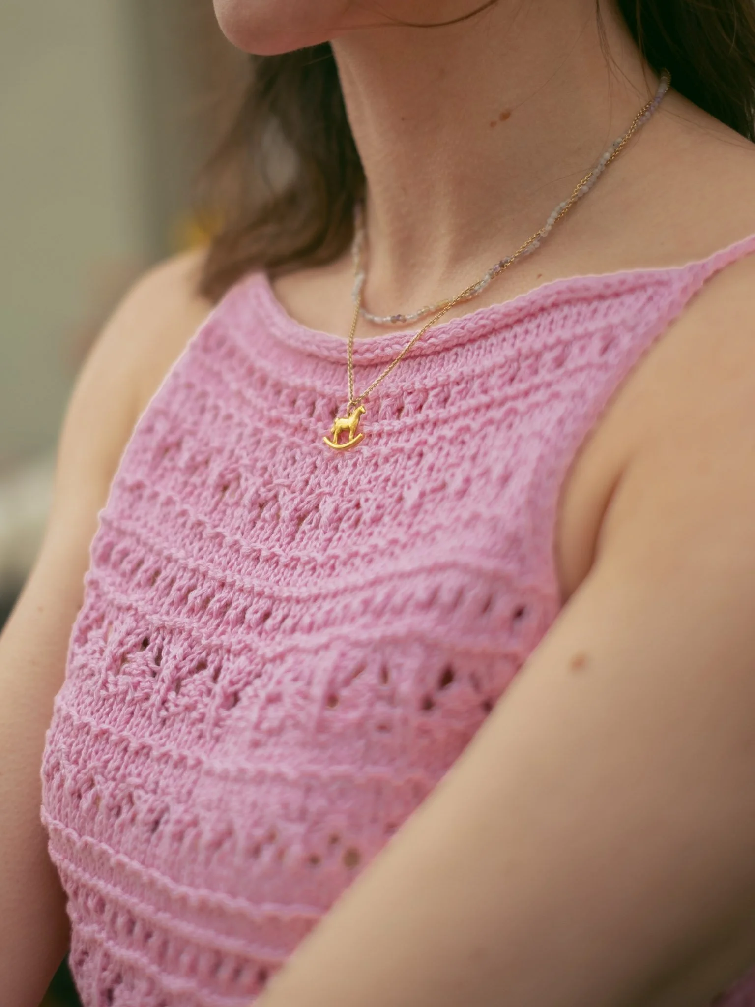 sour-candy-top-knitting-pattern-neckline-detail.jpg