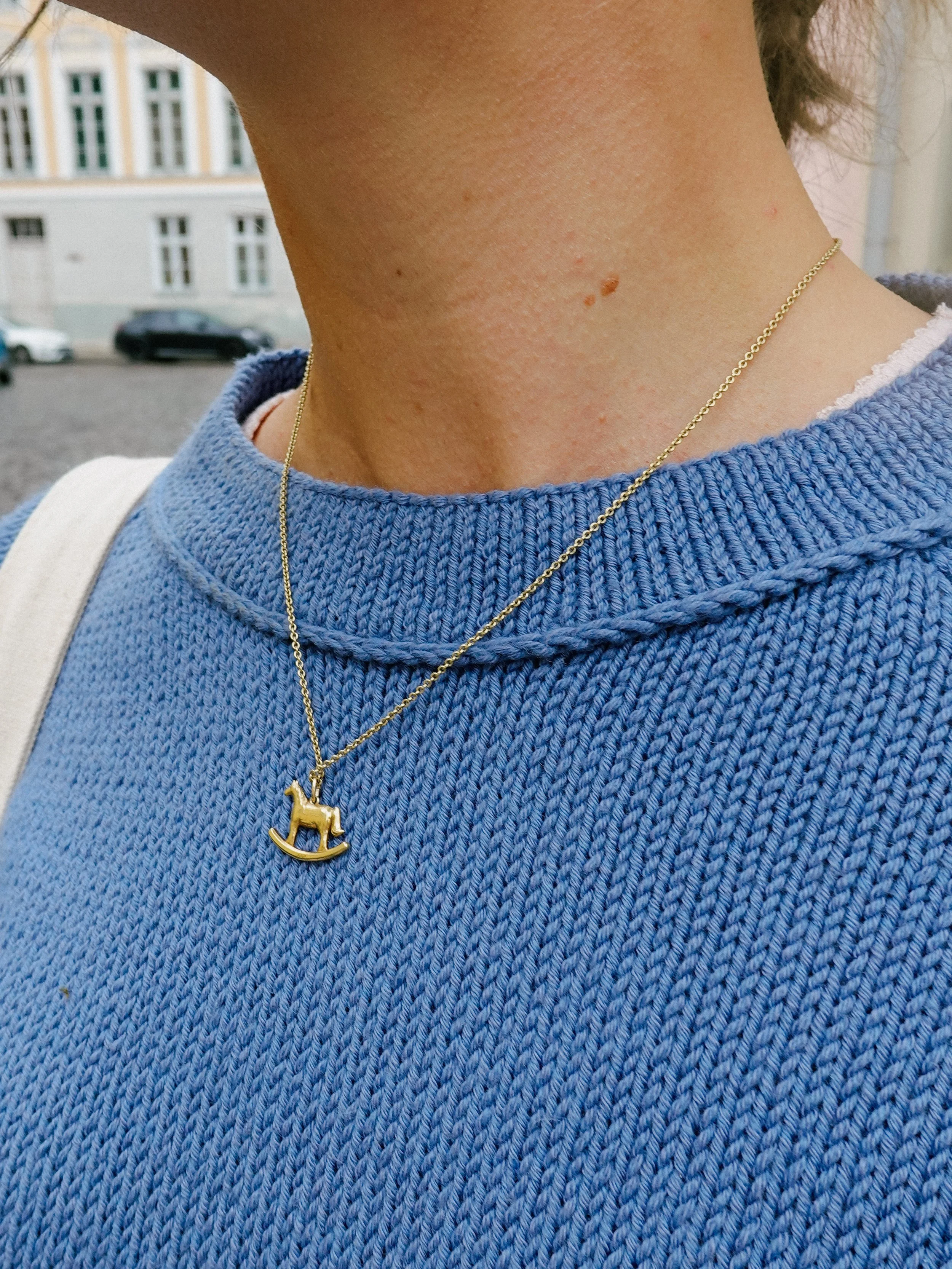 vanilla-chilla-tee-long-sleeve-blue-boat-neckline-necklace-detail.jpg