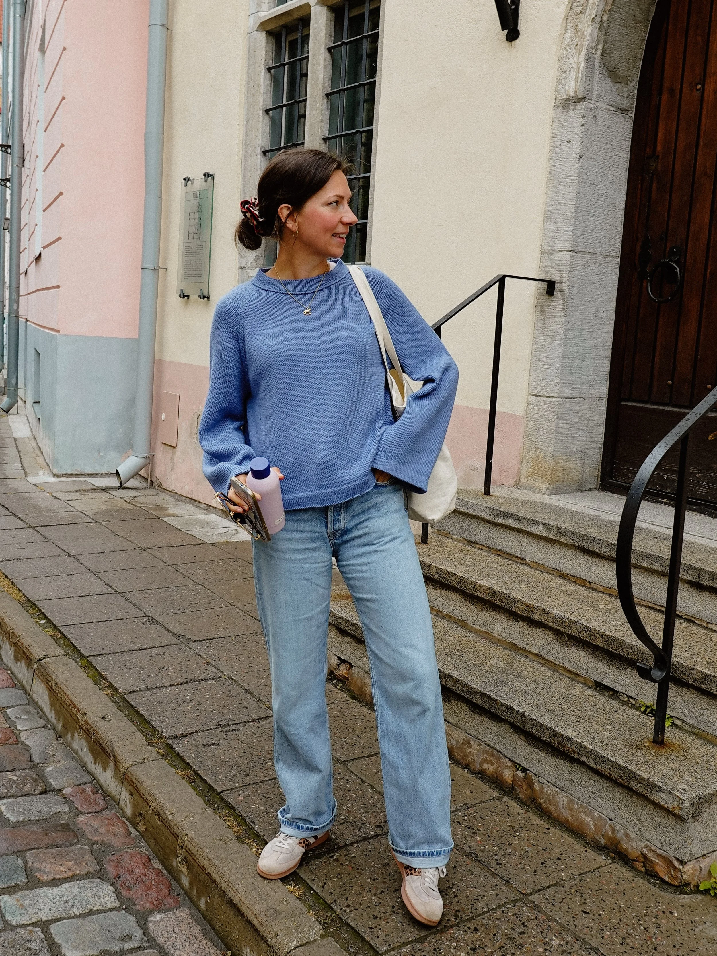 vanilla-chilla-tee-long-sleeve-blue-street-style-outfit.jpg