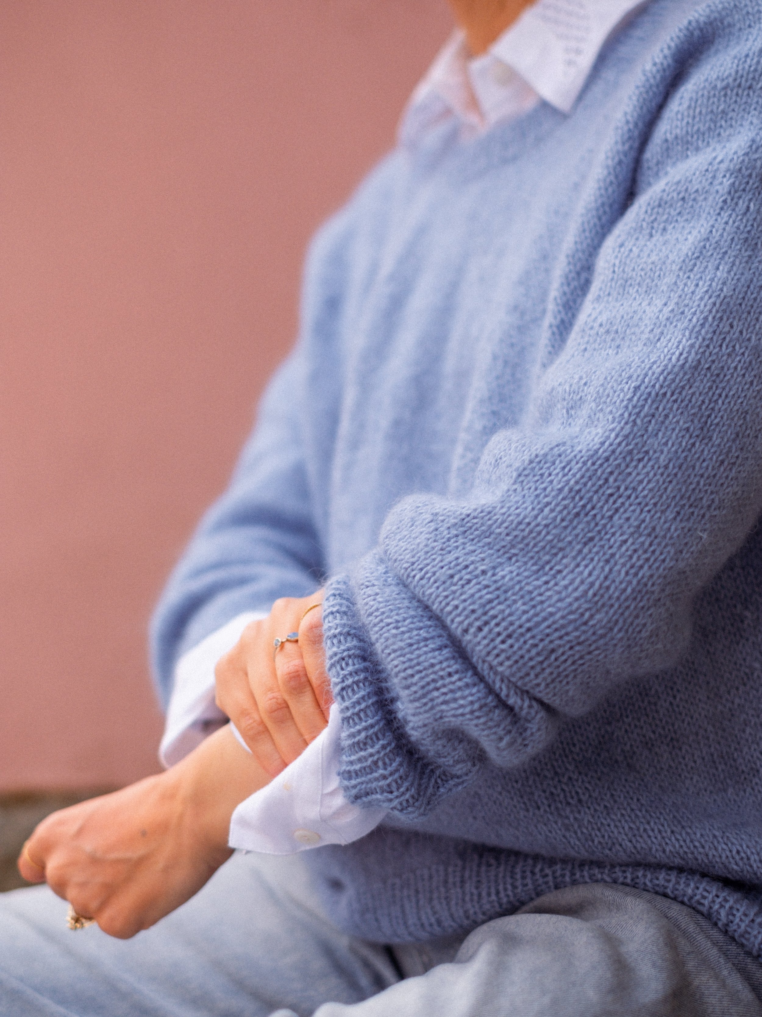juice-sweater-sleeve-cuff-detail-blue.JPG