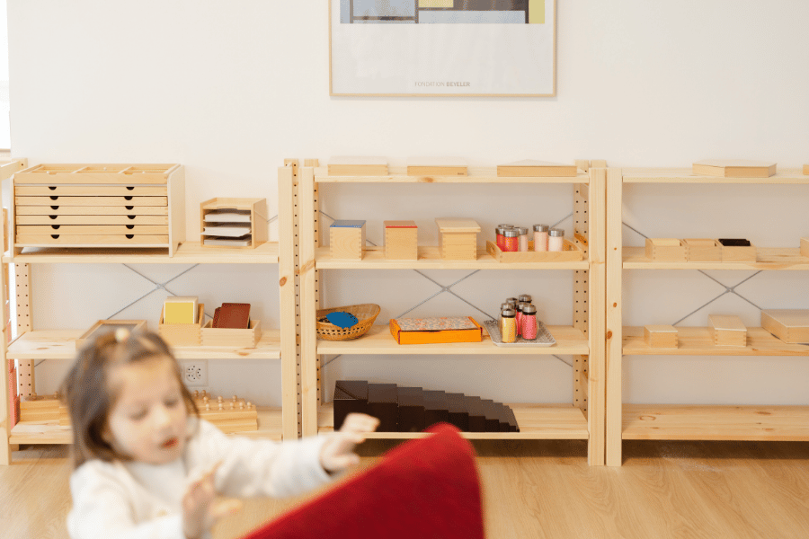 ecole-montessori-geneve-classe-materiel.png