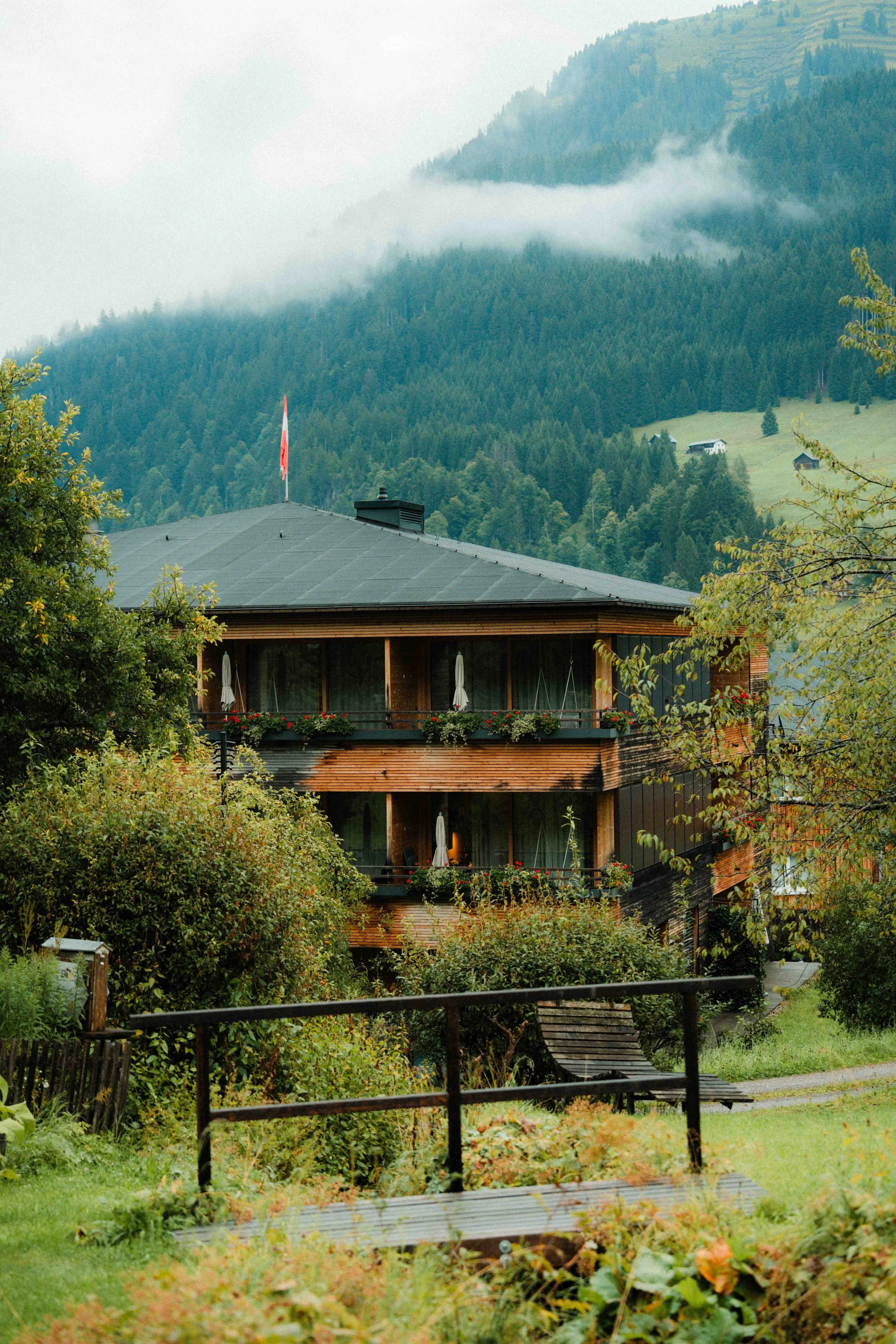 GB-Chesa_Valisa-06673.jpg