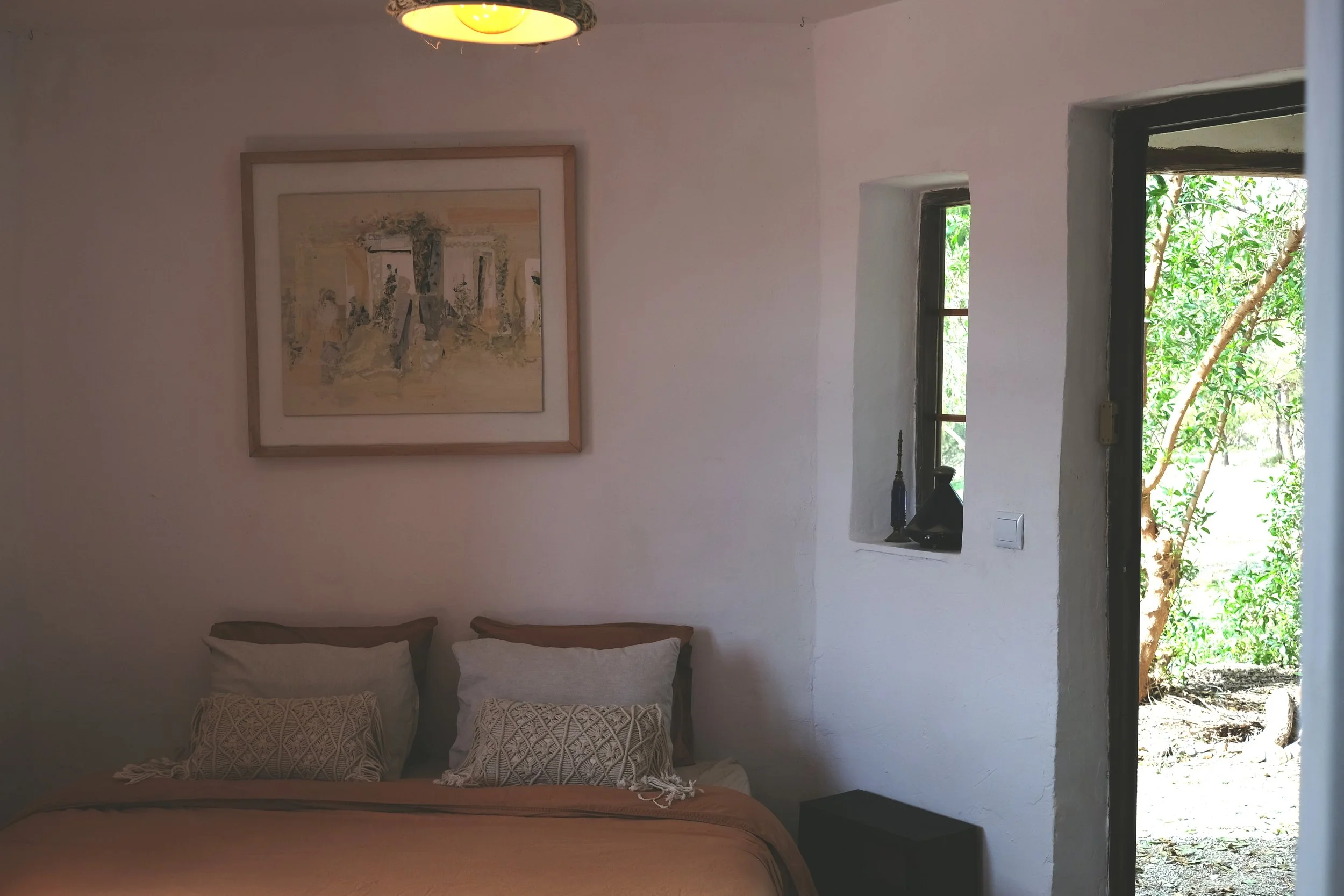 GH garden room bed - Nina Hoogstraate JPG.JPG