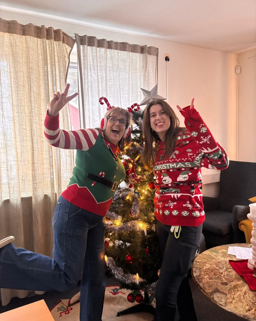 Fr&aring;n oss alla p&aring; Hemservice vill vi &ouml;nska er en God Jul! ❤️🎅🏻