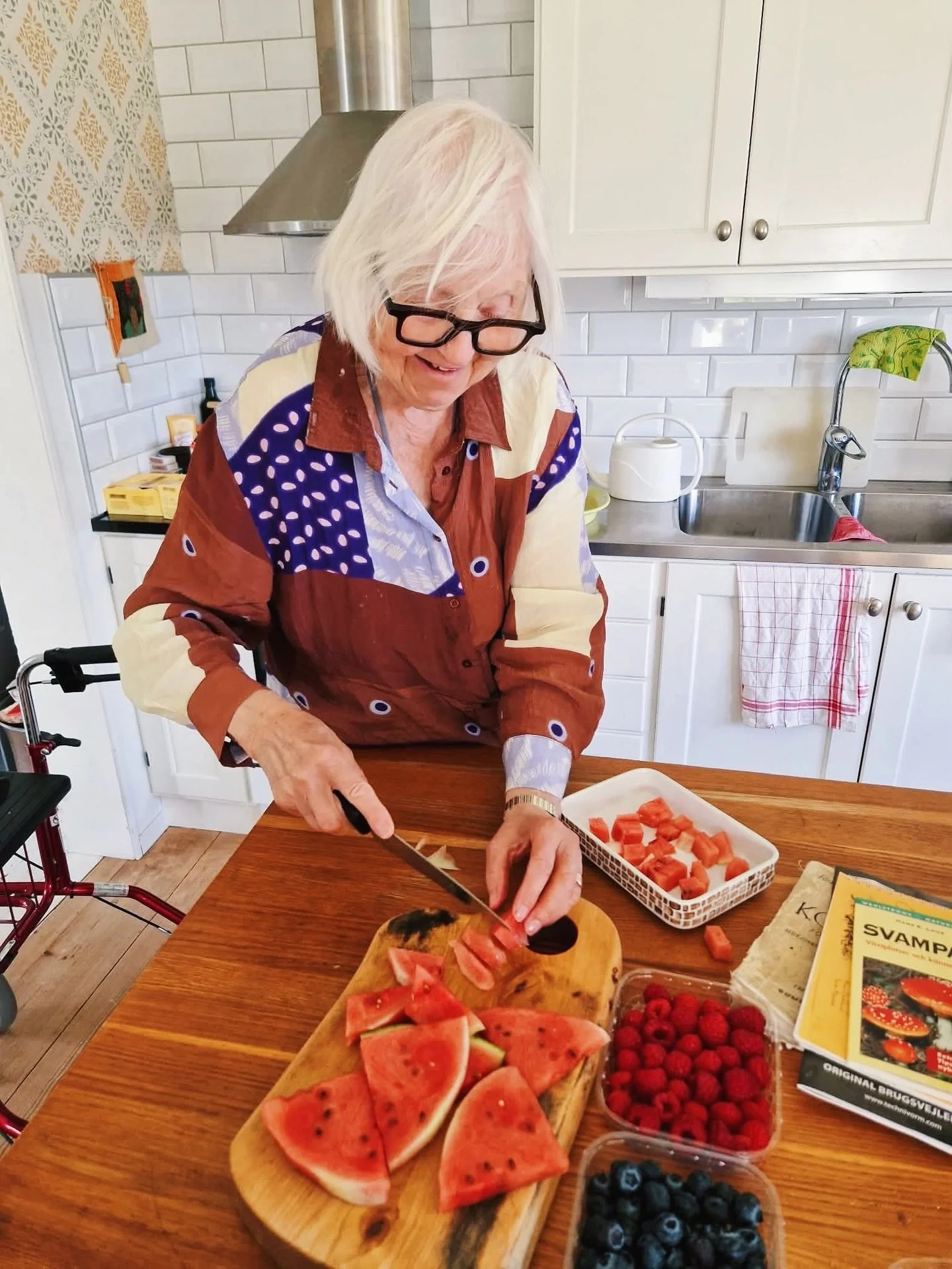 Fruktsalladen &auml;r fixad! 🍓🍍🍇 🍉