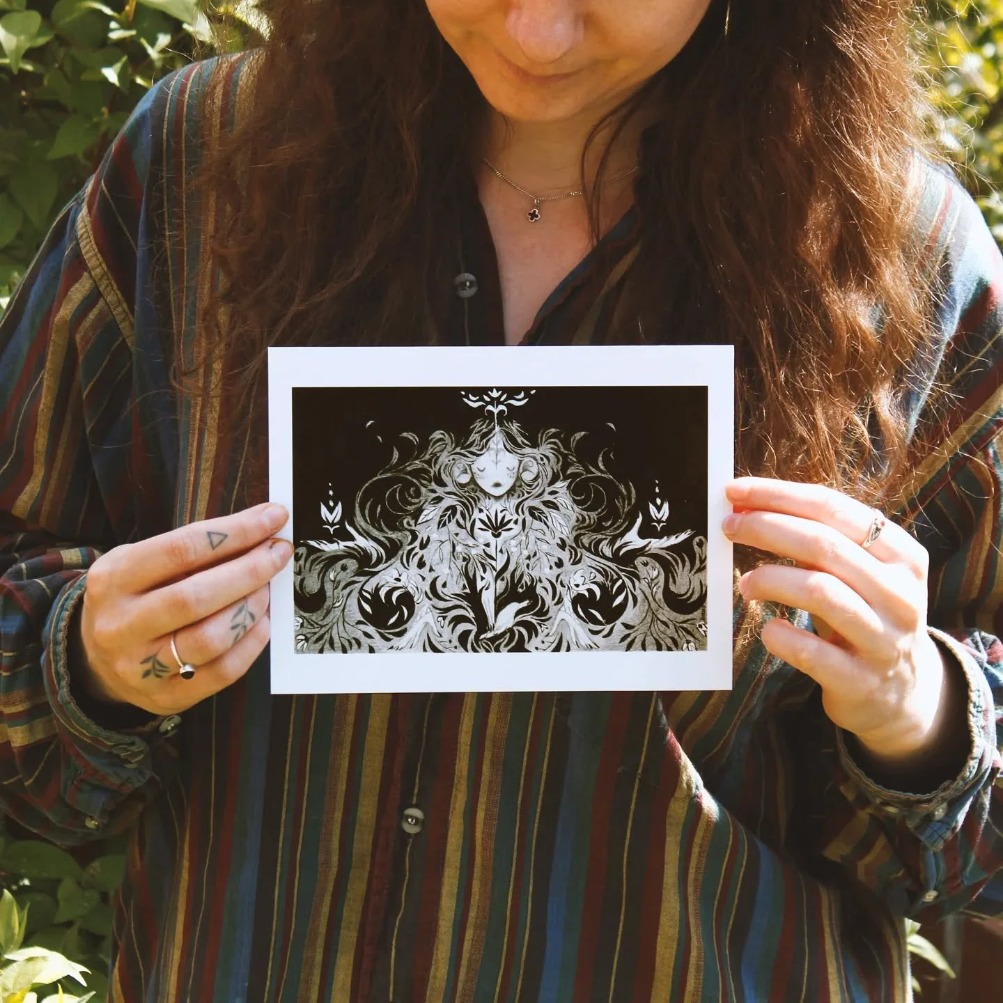 Renewal is honestly one of my favorites from this series of drawings. I surprised myself when creating it, I think. Technique-wise, but also in terms of bringing my intent to life. I was looking for calm and more presence during the time I created it