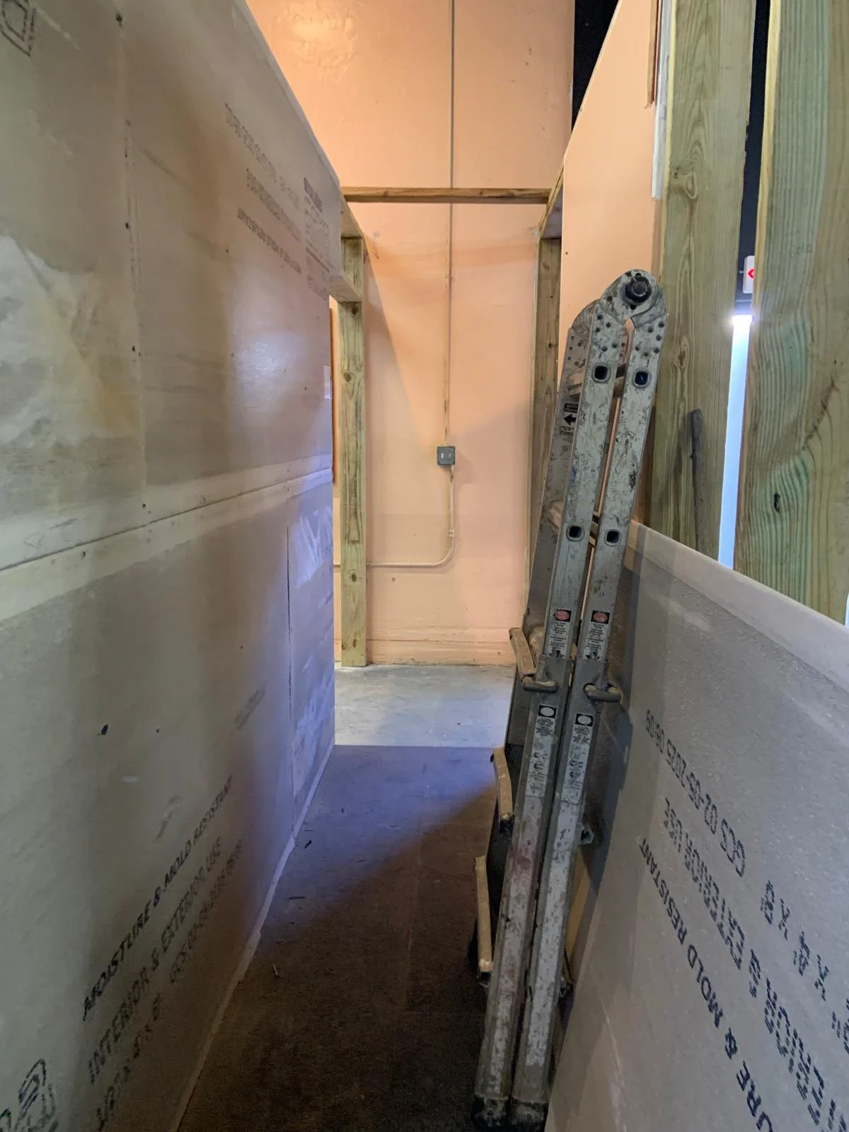 WhatsApp Image 2025-05-26 at 14.28.14 (3).jpeg