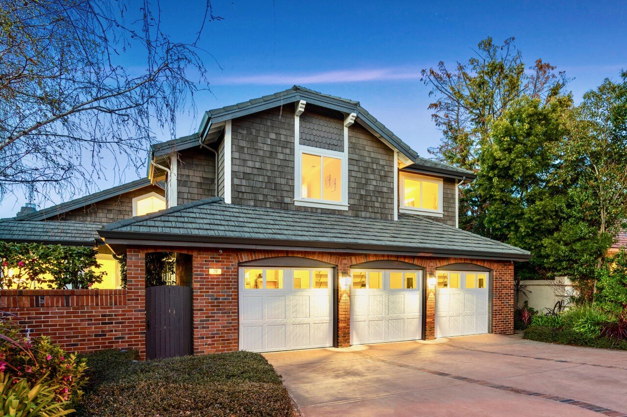 29 Woodhill Dr, Redwood City | $4,150,000