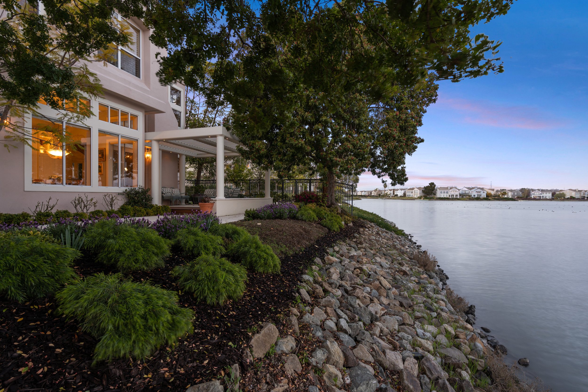 854 Corriente Point Dr, Redwood Shores | $4,000,000