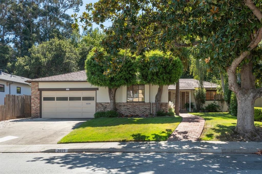 2019 Devereux Dr, Burlingame | $2,375,000