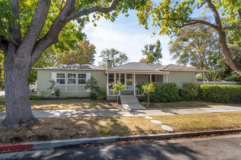 3202 Page St, Redwood City | $1,265,000