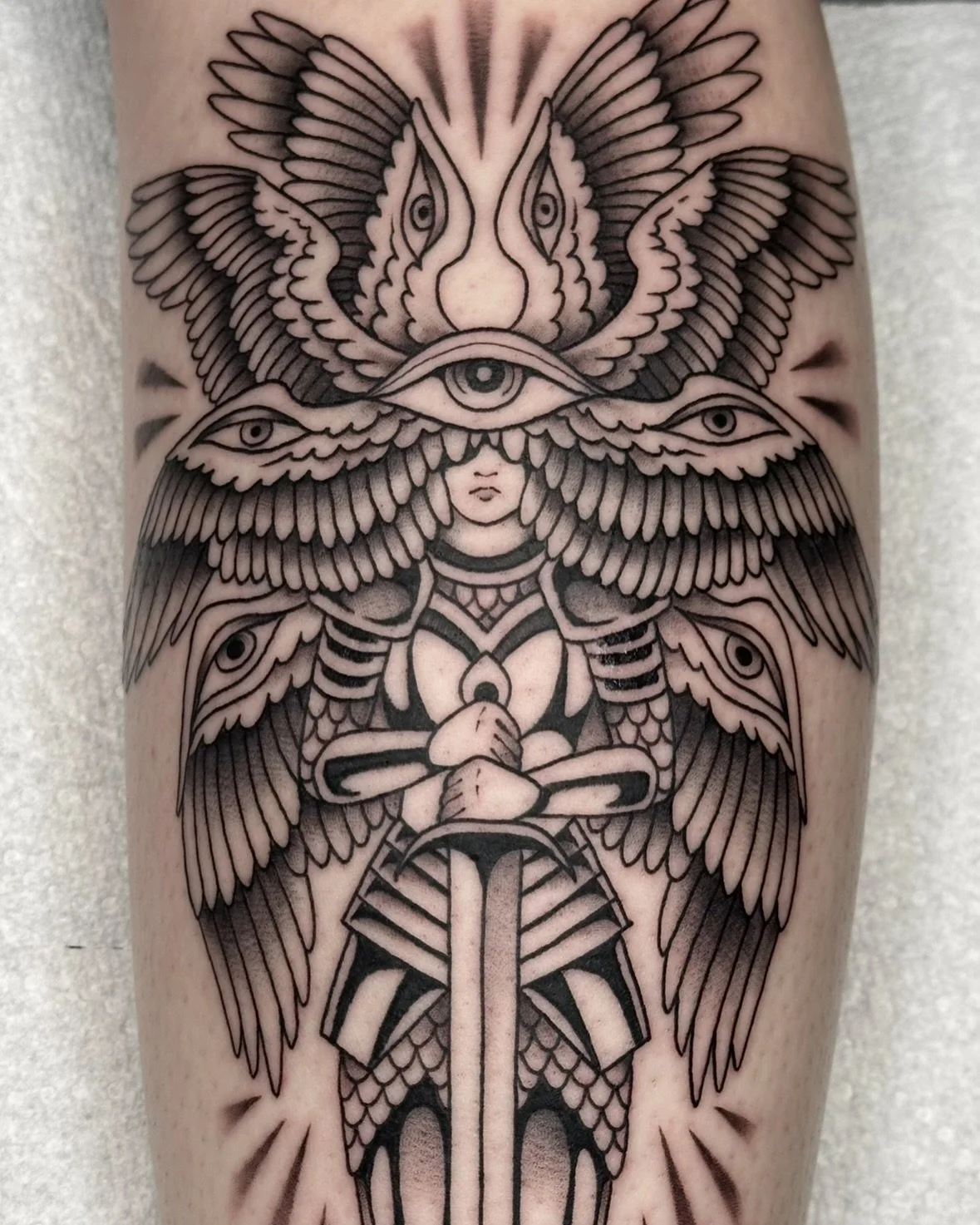 Biblically accurate baddie for Kimberly 👁️🪽
.
Made at @blackeleventattoo