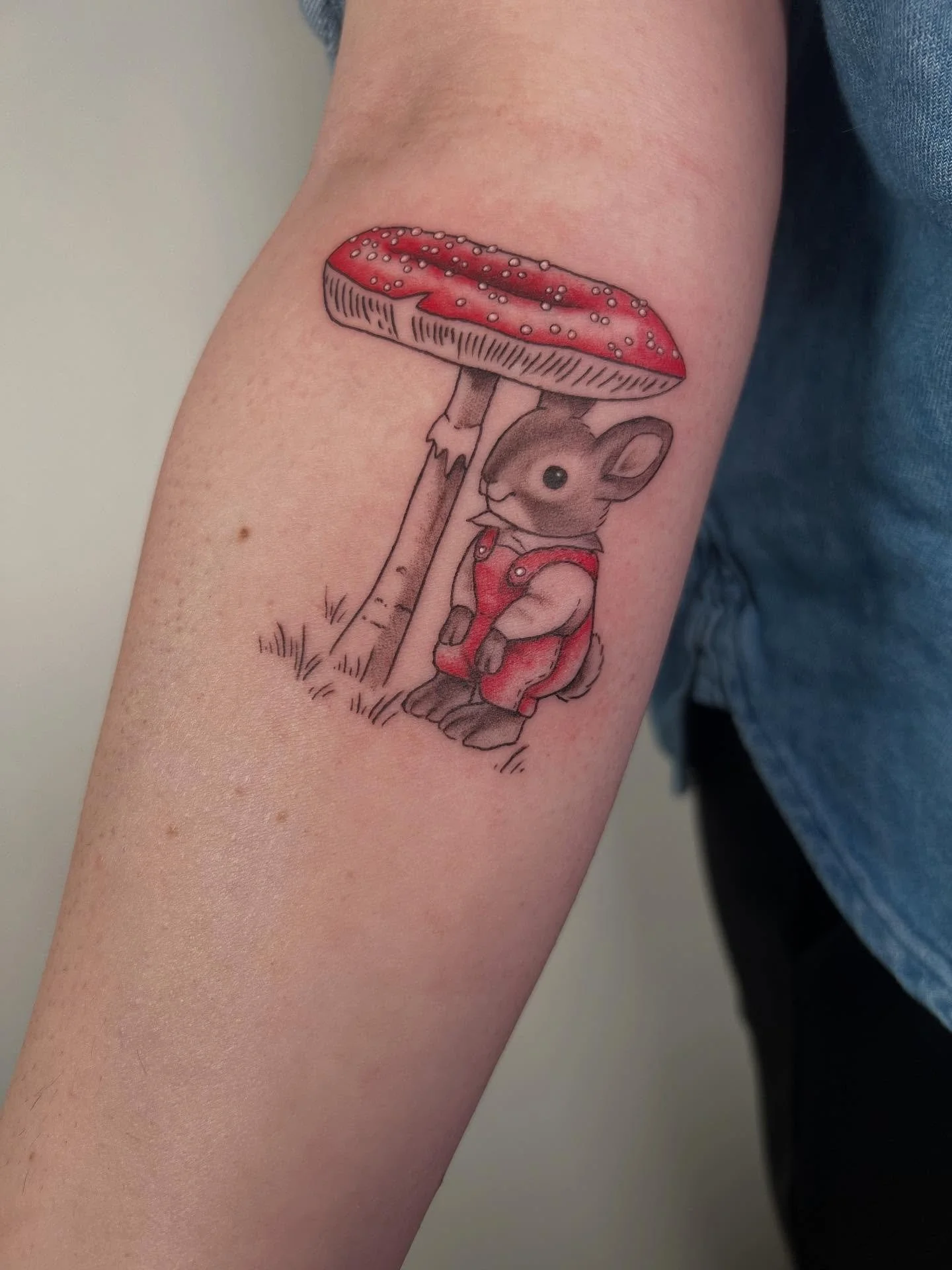 Cute design based on a children&rsquo;s story book for Breagh, thanks for this one ! Love the little pops of red we did.
.
.
.
.
.
.
.
.
.
#halifaxtattoo #novascotiatattoo #tattoo #simpletattoo #halifax #tttism #tattooideas ##jdawntattoo #blacktattoo