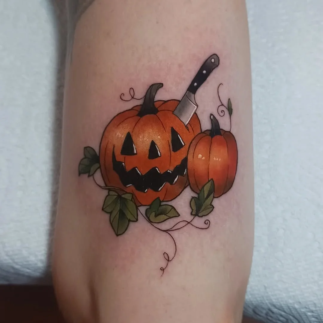 Did this jack-o-lantern the other day for Jennifer! 🎃 I still have some space available this coming week for Halloween flash, dm or email to book.