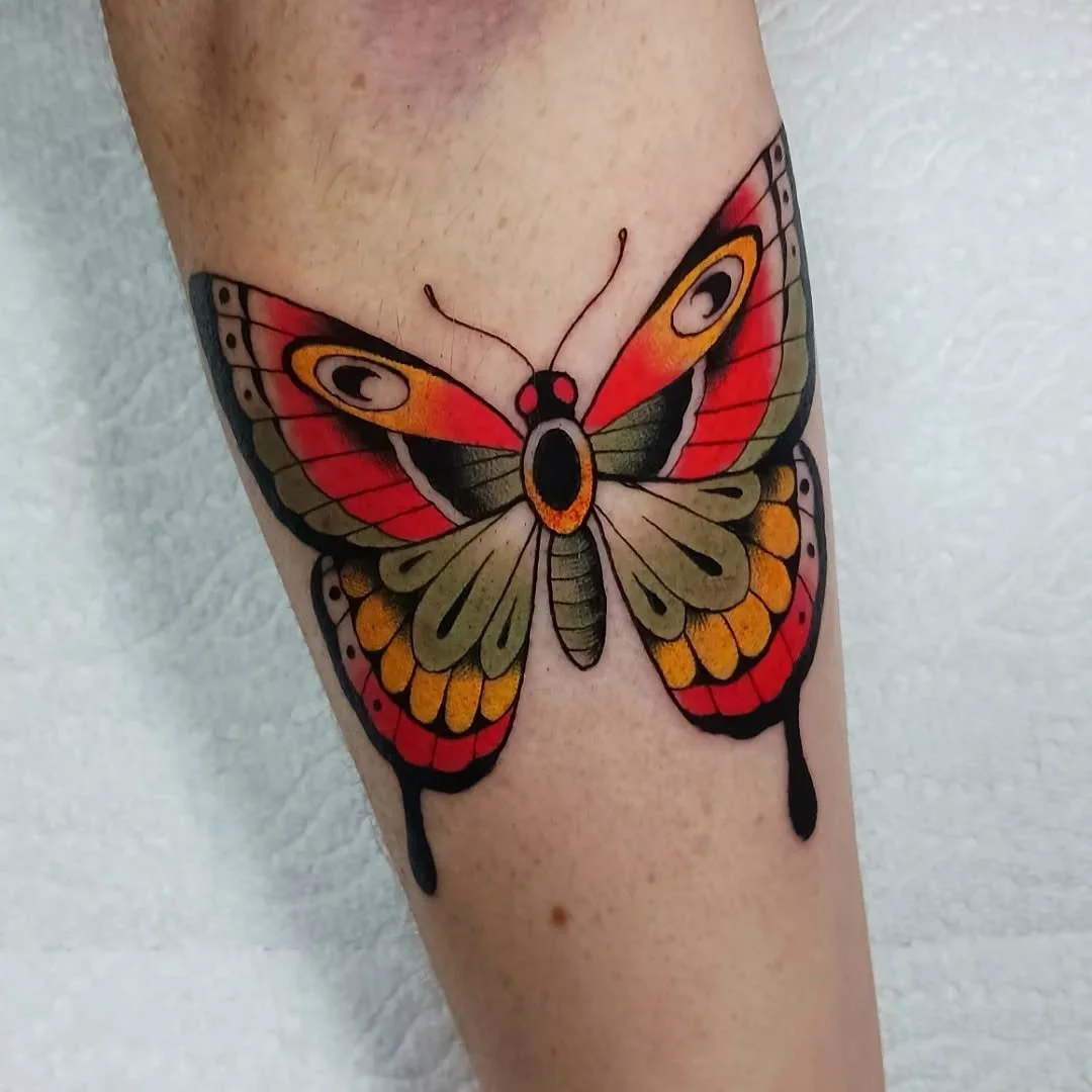 I've been really behind on posting this month, here's some colour from the last week!
.
.
.
.
.
.
.
.
.
.
.
.
.
.
.
.
.
#tattoo #colourtattoo #hummingbird #butterfly #highlandcow