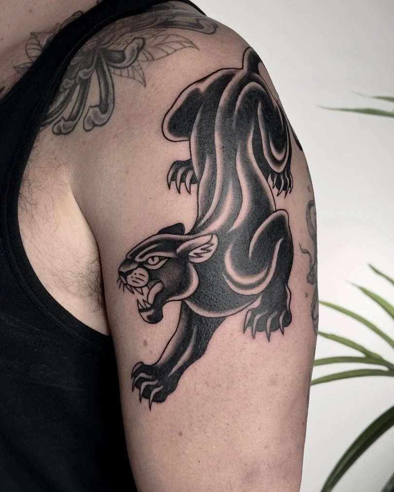 Tough panther coverup for Jay done in one sitting.
Thanks always!

Made at @blackeleventattoo