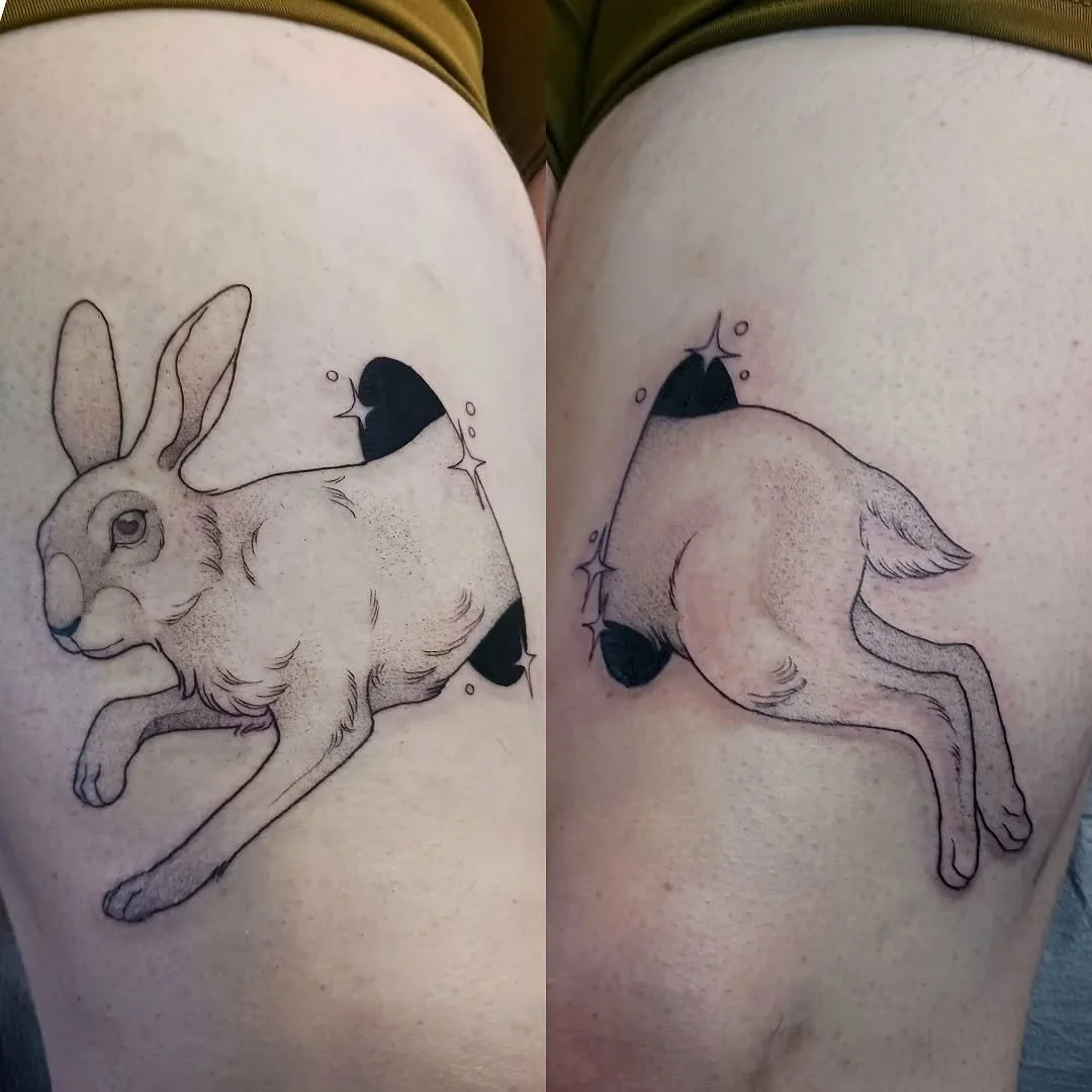 A hare portal done the other day for Meg 🐇
.
.
.
.
.
.
.
.
.
.
.
.
.
.
#halifaxtattoo #dotworktattoo #blackandgraytattoo #tattoo