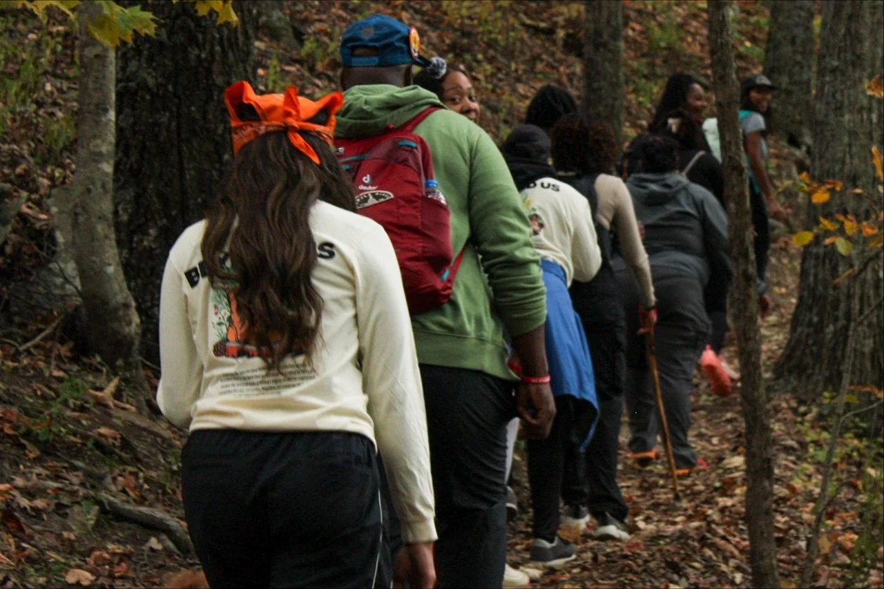 Unity means creating trails that connect people, not just placesπ±
We’re bridging generations and cultures, rewriting the narrative, and honoring the legacies of @appalachiantrail 100 years and @hustleandgive 10 years of impact — togethe