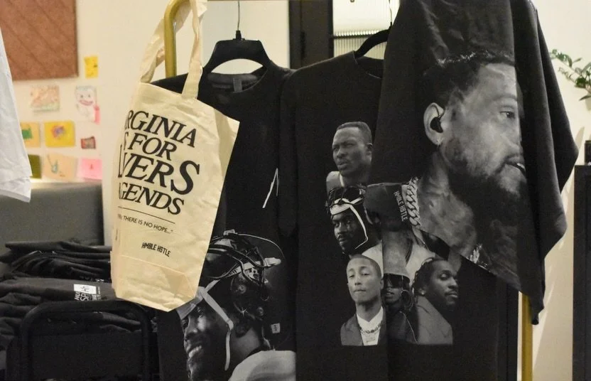 It&rsquo;s Black Friday and we&rsquo;ve got exclusive deals on new styles you do not want to miss 🔥
Shop the drop, secure the fits, grab your gifts for the #givingszn with us, and shop small businesses

🛒 Shop online now &mdash; link in bio!
#hmble