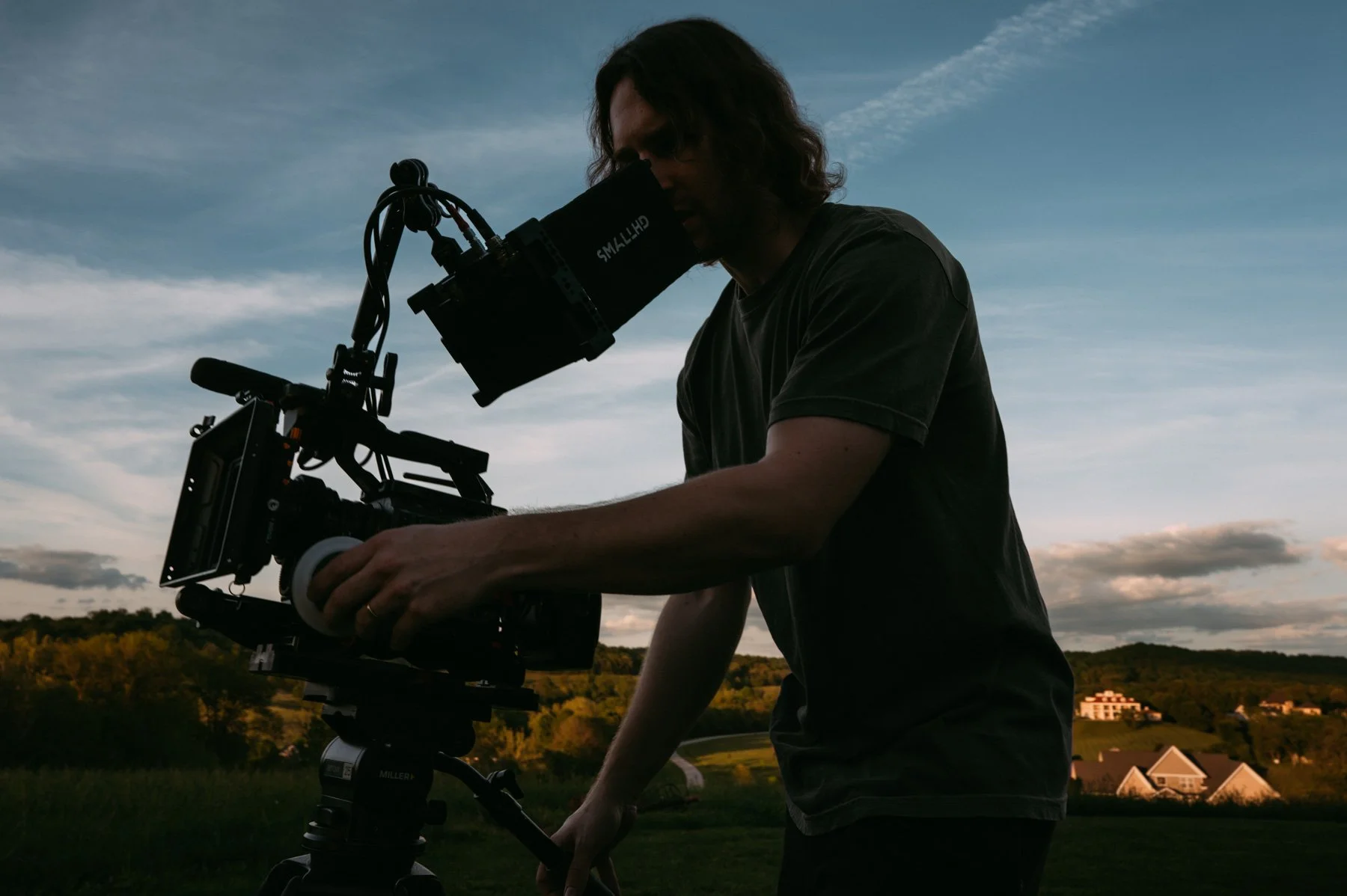 behind-the-scenes-photographer-1010743.jpg