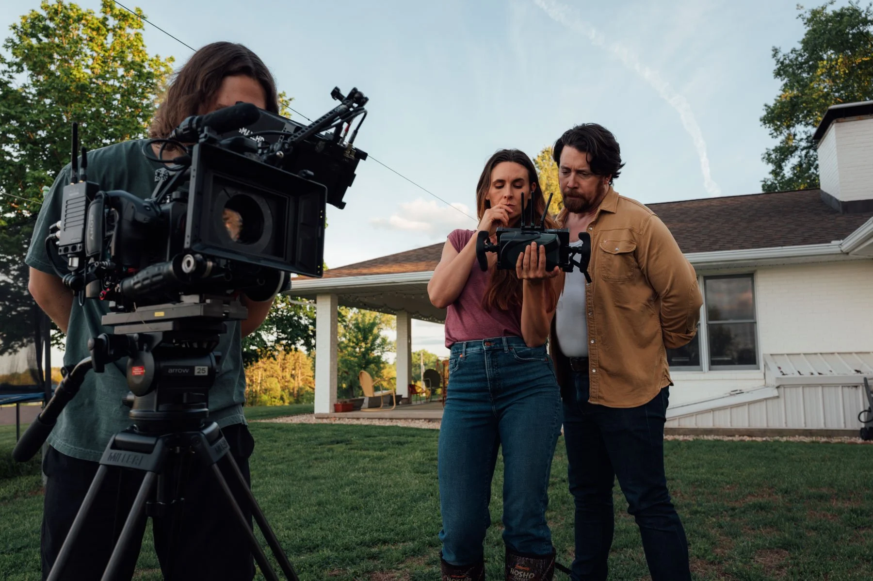 behind-the-scenes-photographer-1010654.jpg