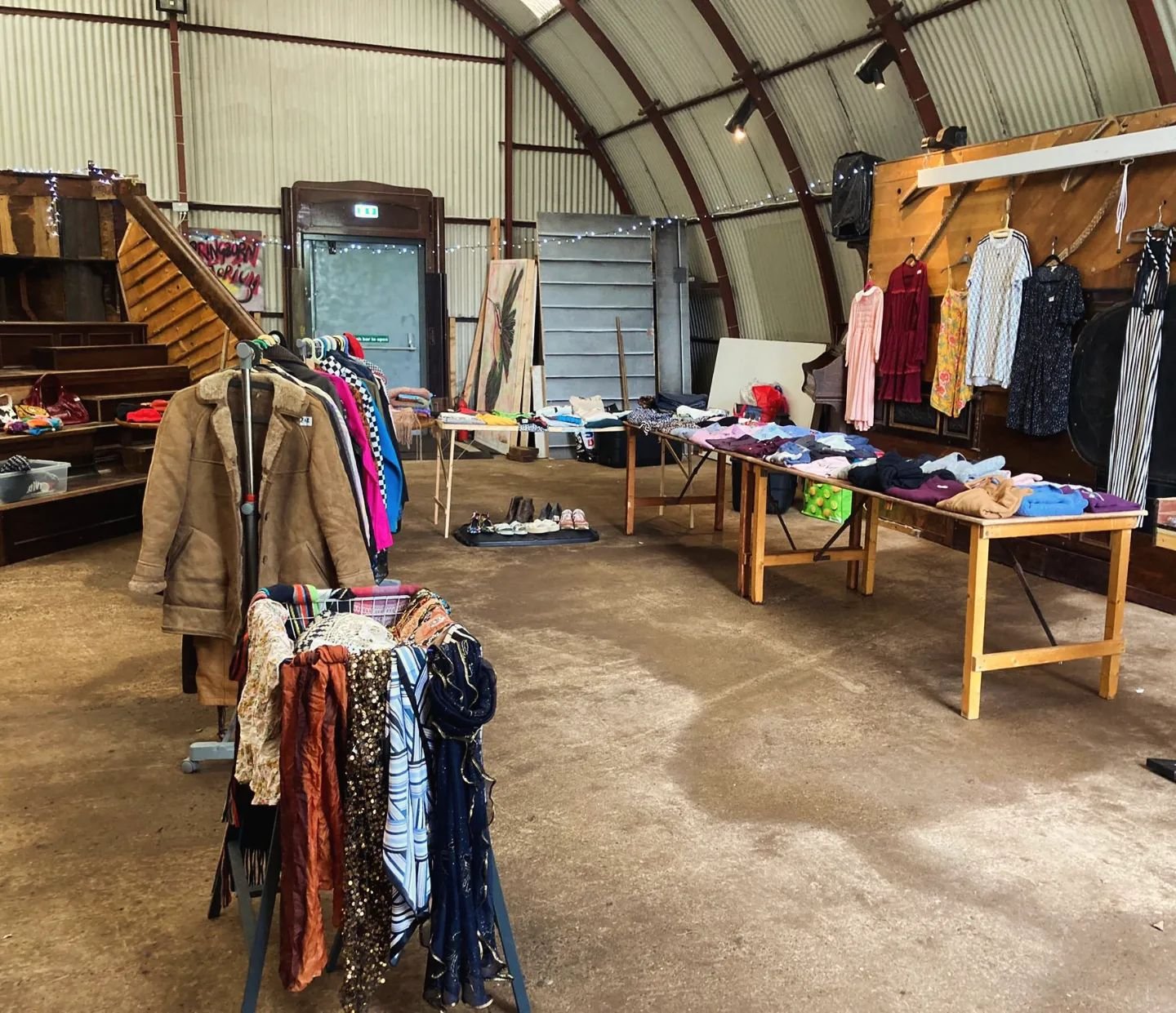 Come along to our second-hand market at Springburn Auditorium this Saturday, 4th March, from 11am-3pm. Browse through a range of clothing, books, bric-a-brac and learn about our unique upcycled community venue. 📚🛍👕👖👛👗🎩 You are welcome to stay 