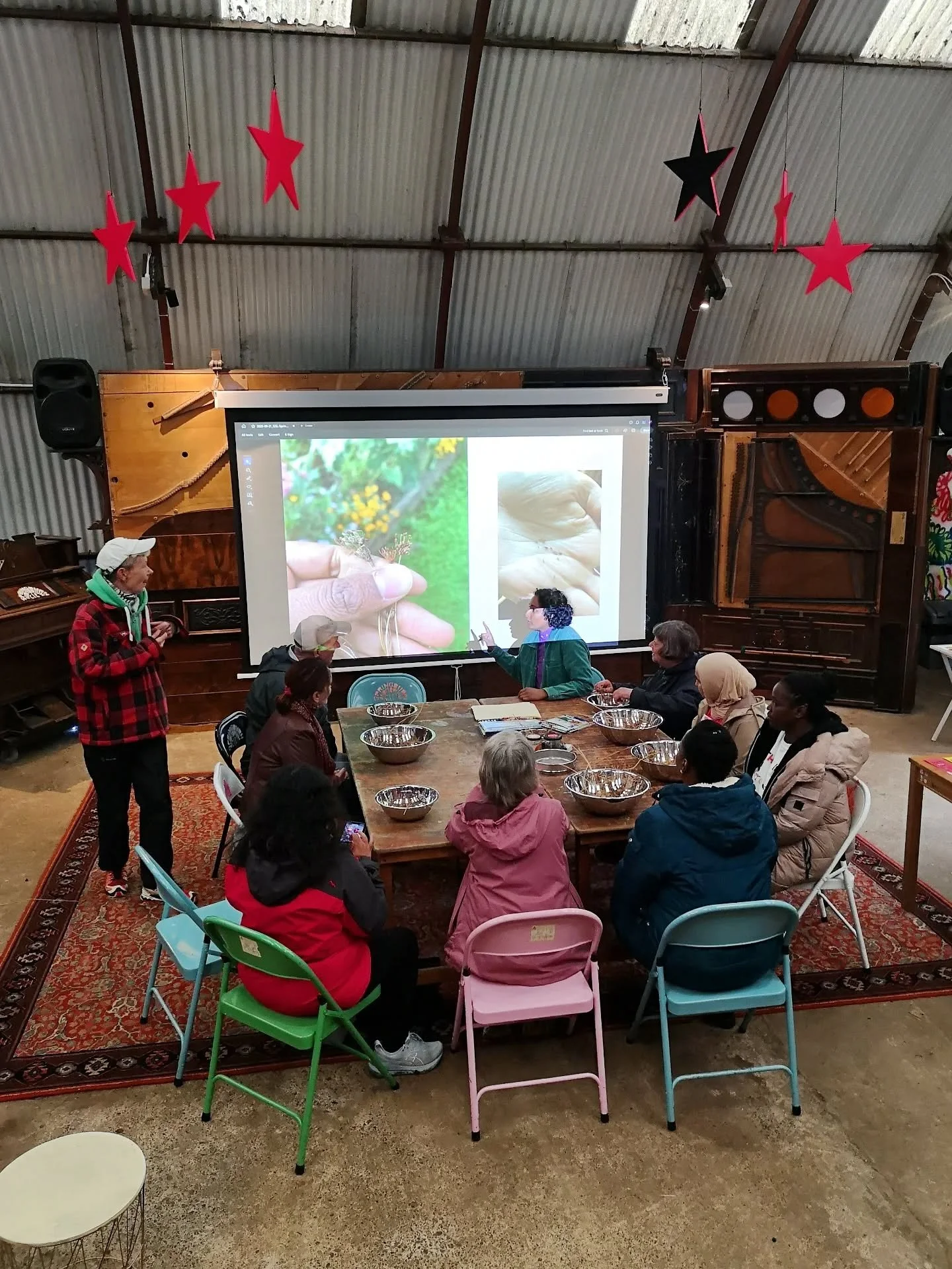 We had great fun with @glasgowseedlib on Saturday, learning about seed harvesting and the projects at Glasgow Seed Library. Thank you Hamshya for running a seed saving workshop for us, allowing participants to get involved, harvest some seeds and lea