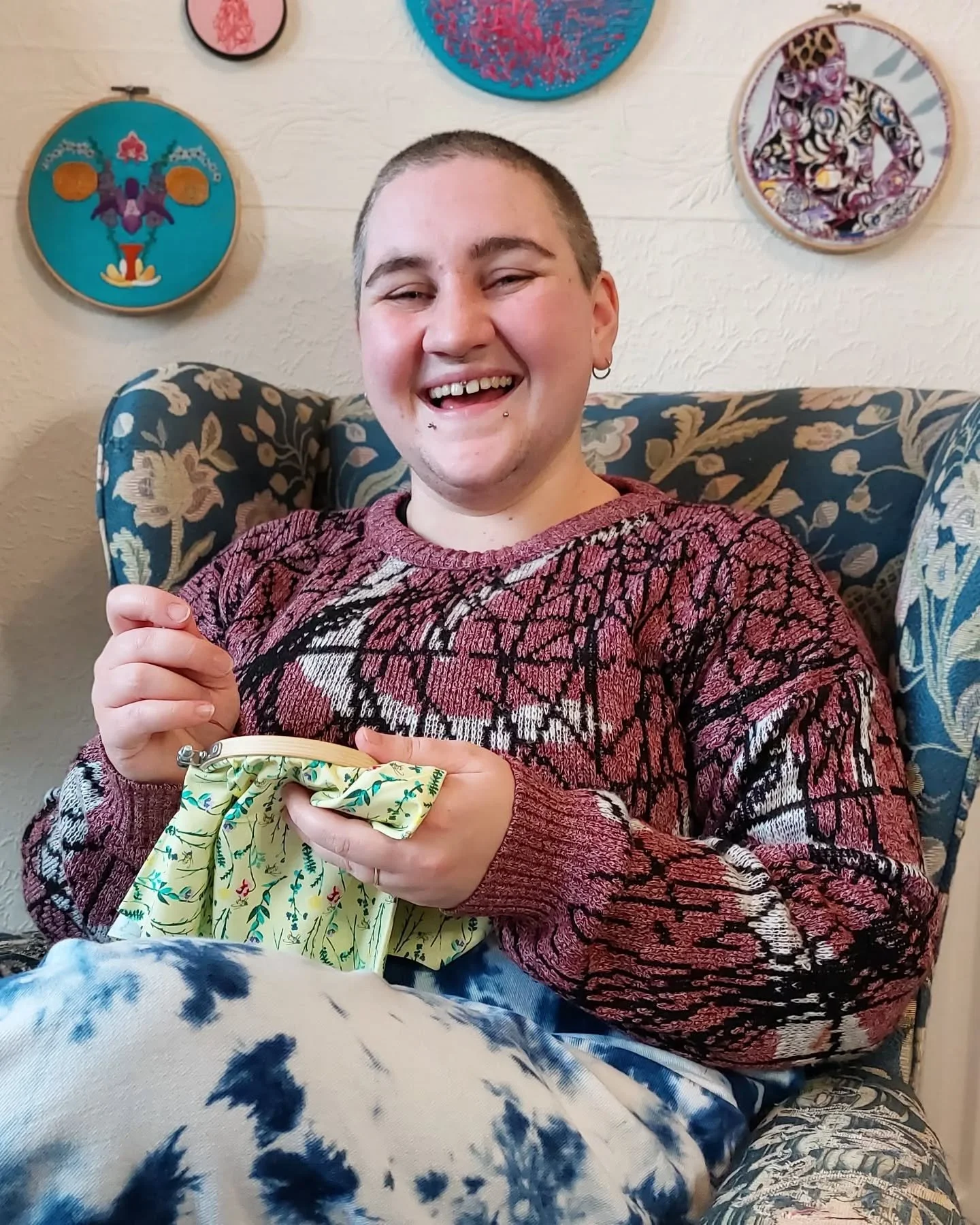 Meet our sewing tutor Nicki!

Nicki (they/them) is a costume maker who has recently made Springburn their home, after moving to Scotland in 2022. They have worked in costume for theatre for over 10 years, as well as making embroidery and textile art 