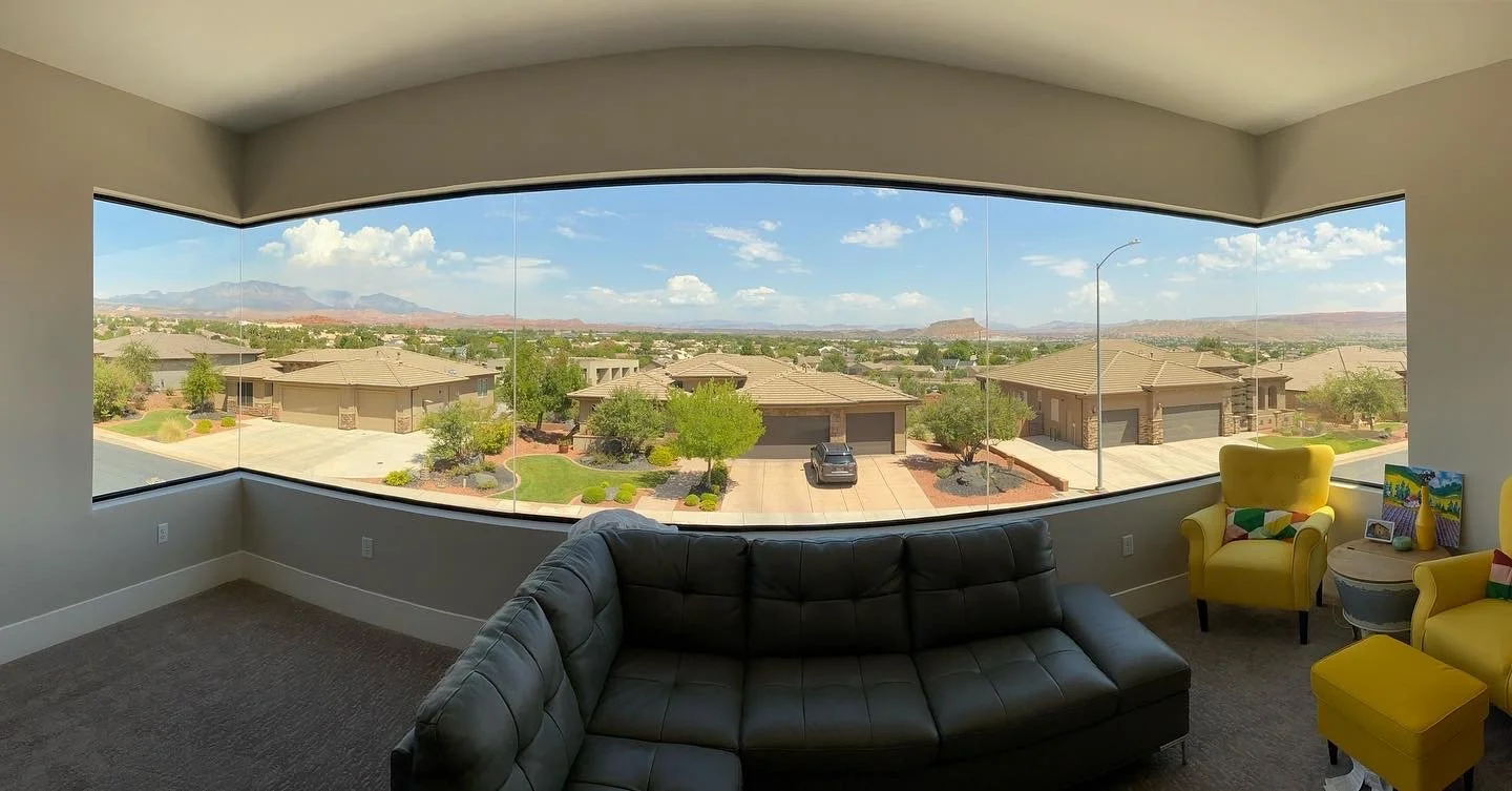 Transformation of an indoor space in St. George, Southern Utah, after professionally cleaned windows by 3SIXTY.
