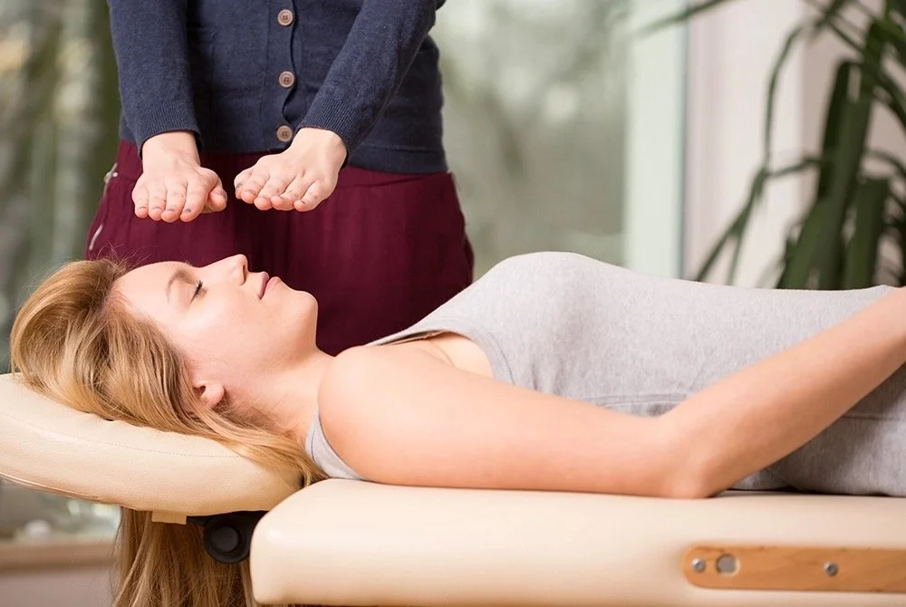 How Mindfulness Therapy Can Help When You Constantly Feel Behind