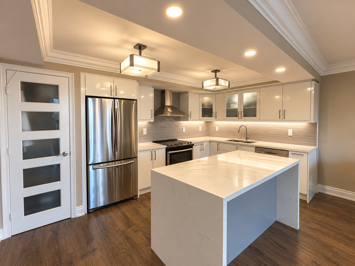 Warm Modern U-Shaped Kitchen.png