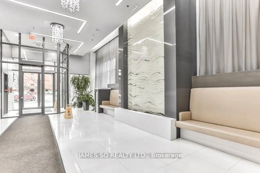 530 St Clair 2.jpg