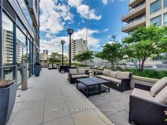 530 St Clair 15.jpg