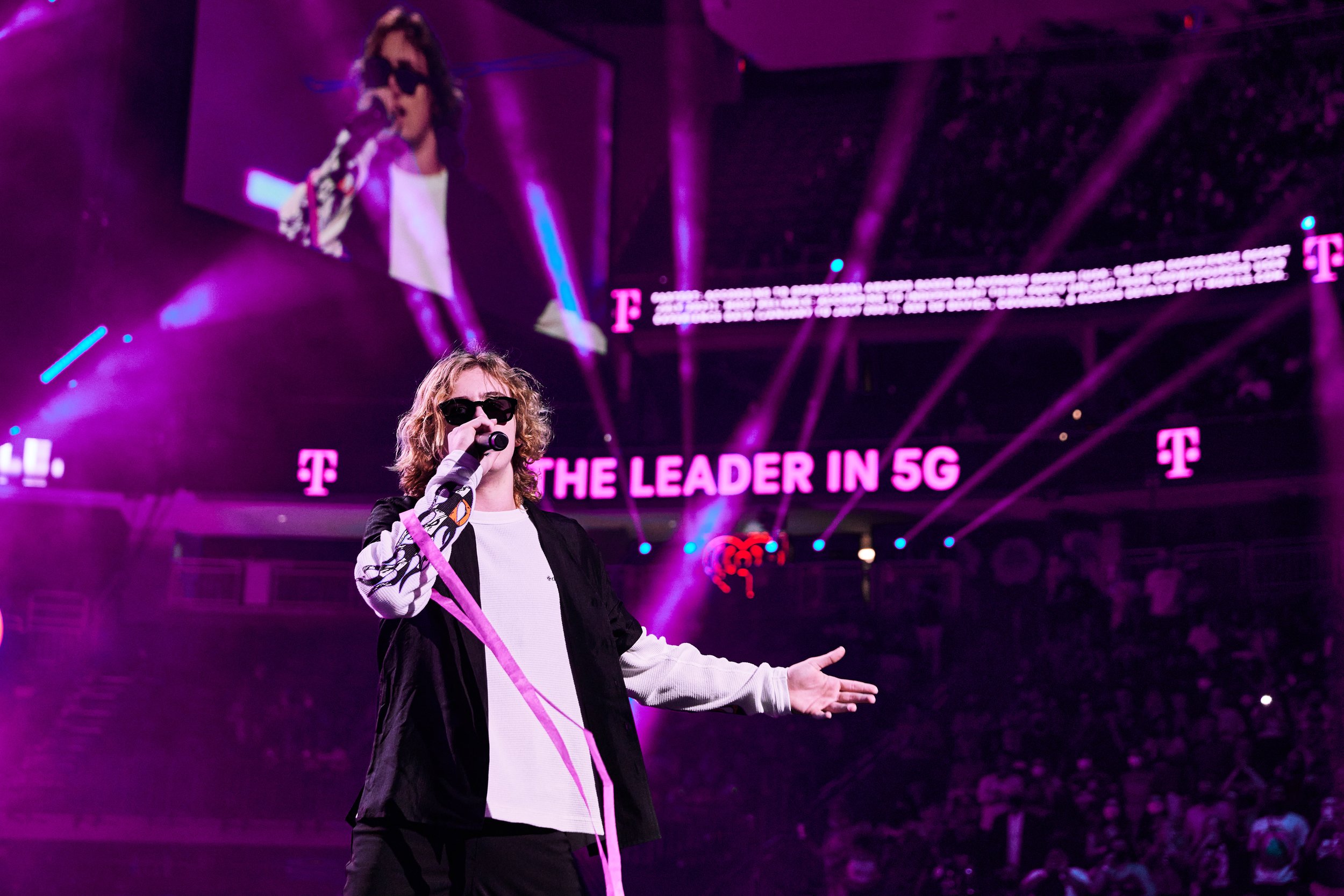 Wesandalex_iheart_2021_WA3_2121.jpg