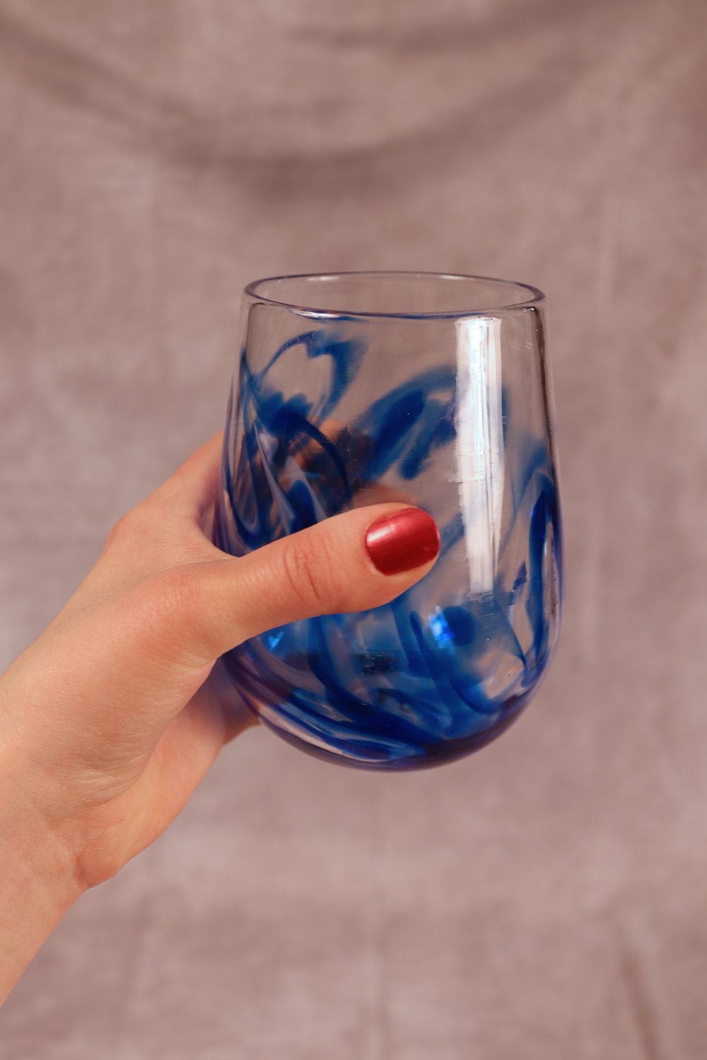 Whale Tail Stemless Wine Glass