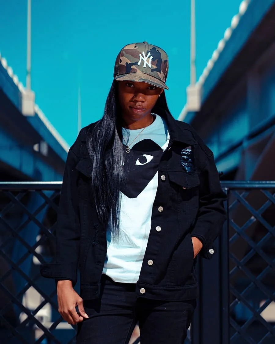 Question of the day:

How do you think you should be paid for you work?

$/Hour

Or

$/job completed 
.
.
.
.
.
.#sony  #sonyphotography #sonya7iii  #sonyalpha  #cleveland  #westside  #qotd #girl  #photography #ohio #blue #blm
