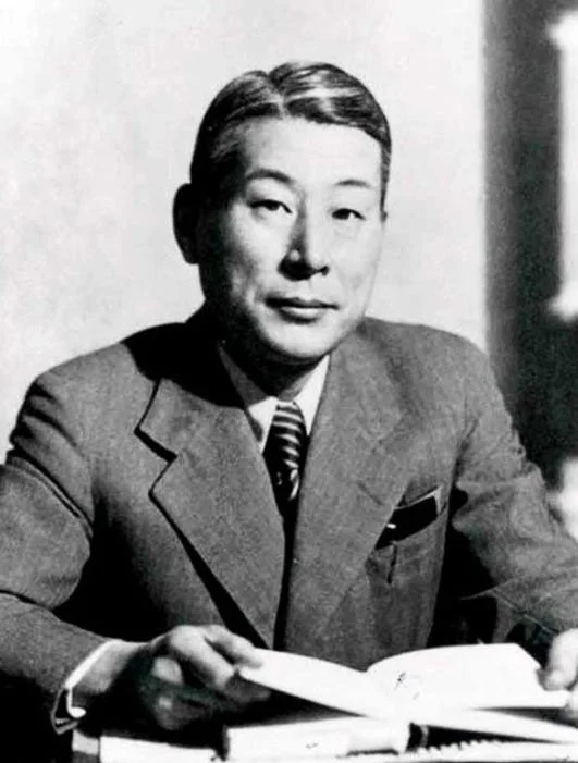 The Diplomat Who Wrote Thousands of Visas by Hand