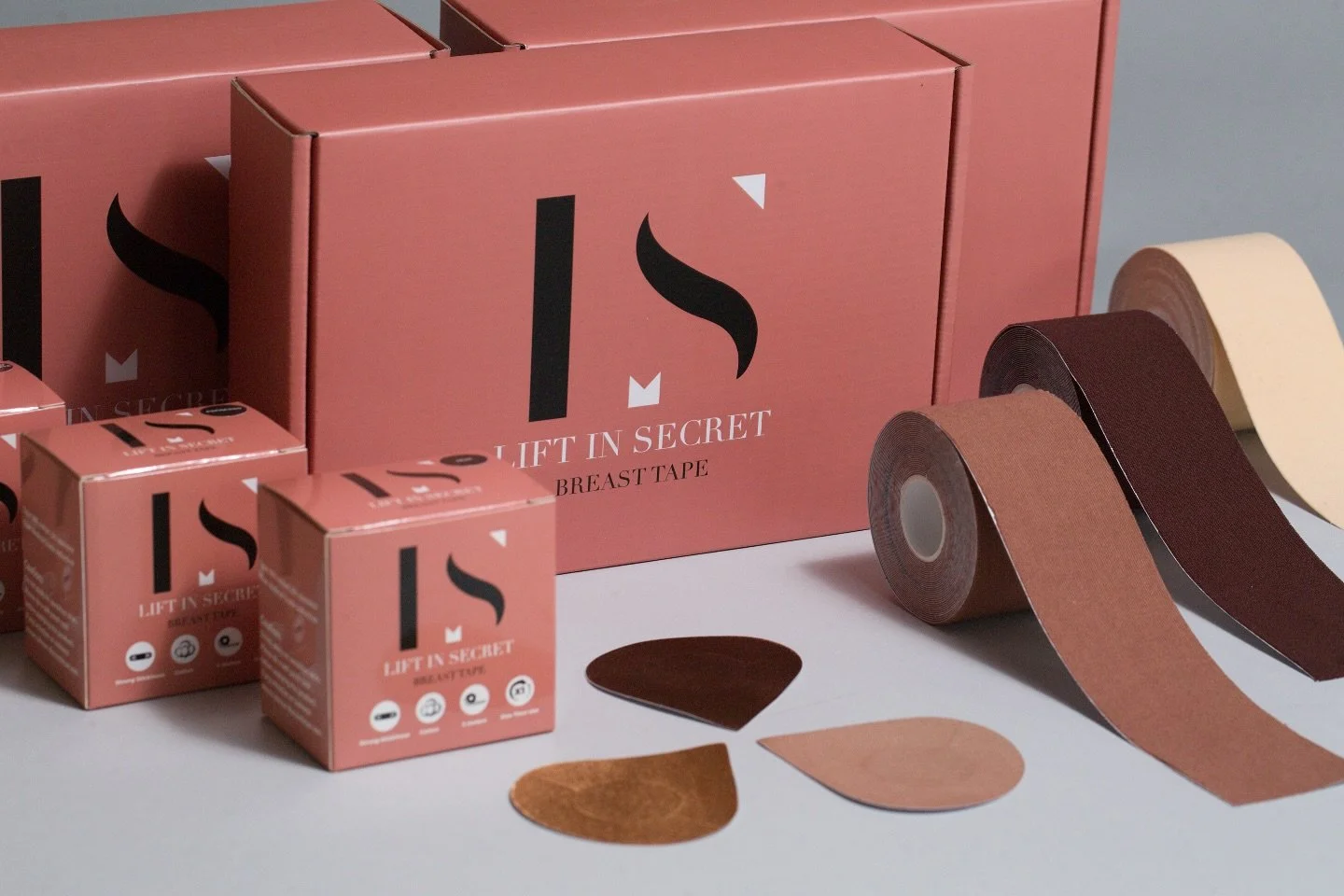 🎨 Express yourself with the perfect lift! ✨ 

Our Lift In Secret&trade; Breast Tape comes in a range of colors to match every outfit and occasion! Whether you&rsquo;re rocking a backless dress or a plunging neckline, we&rsquo;ve got you covered. 💖
