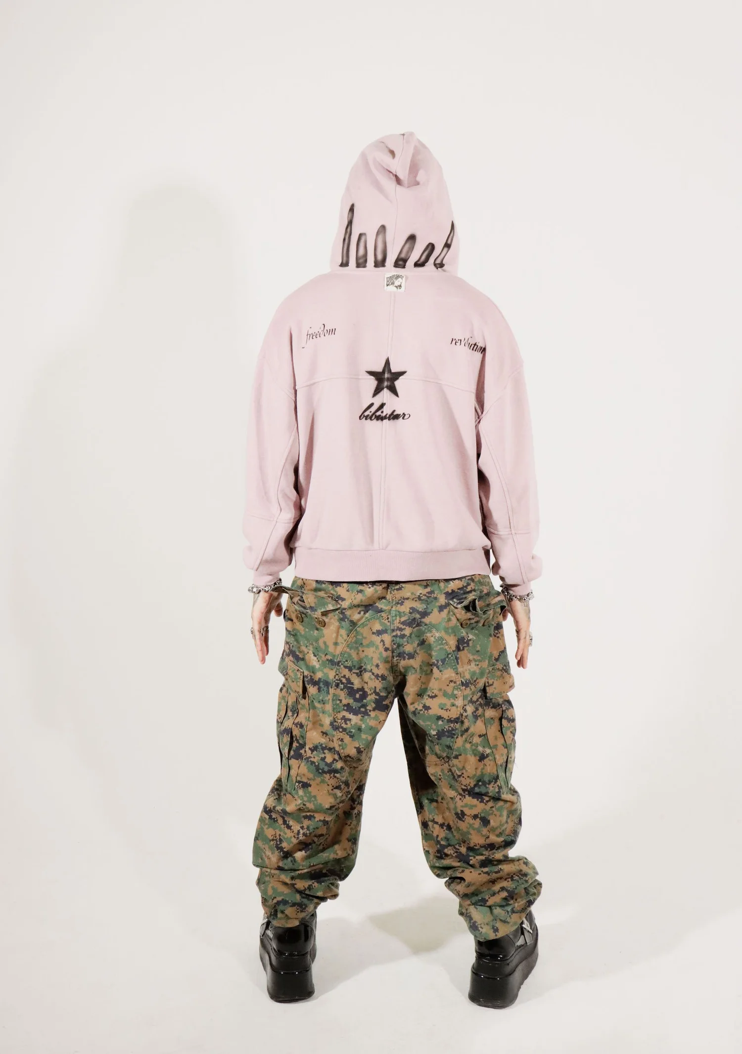 アイドル PIGGS BBZTOUR24\" HOODIE(BIBI DESIGN) Bibi Hoodie | Shop Custom Otaku Clothing at Bibisama