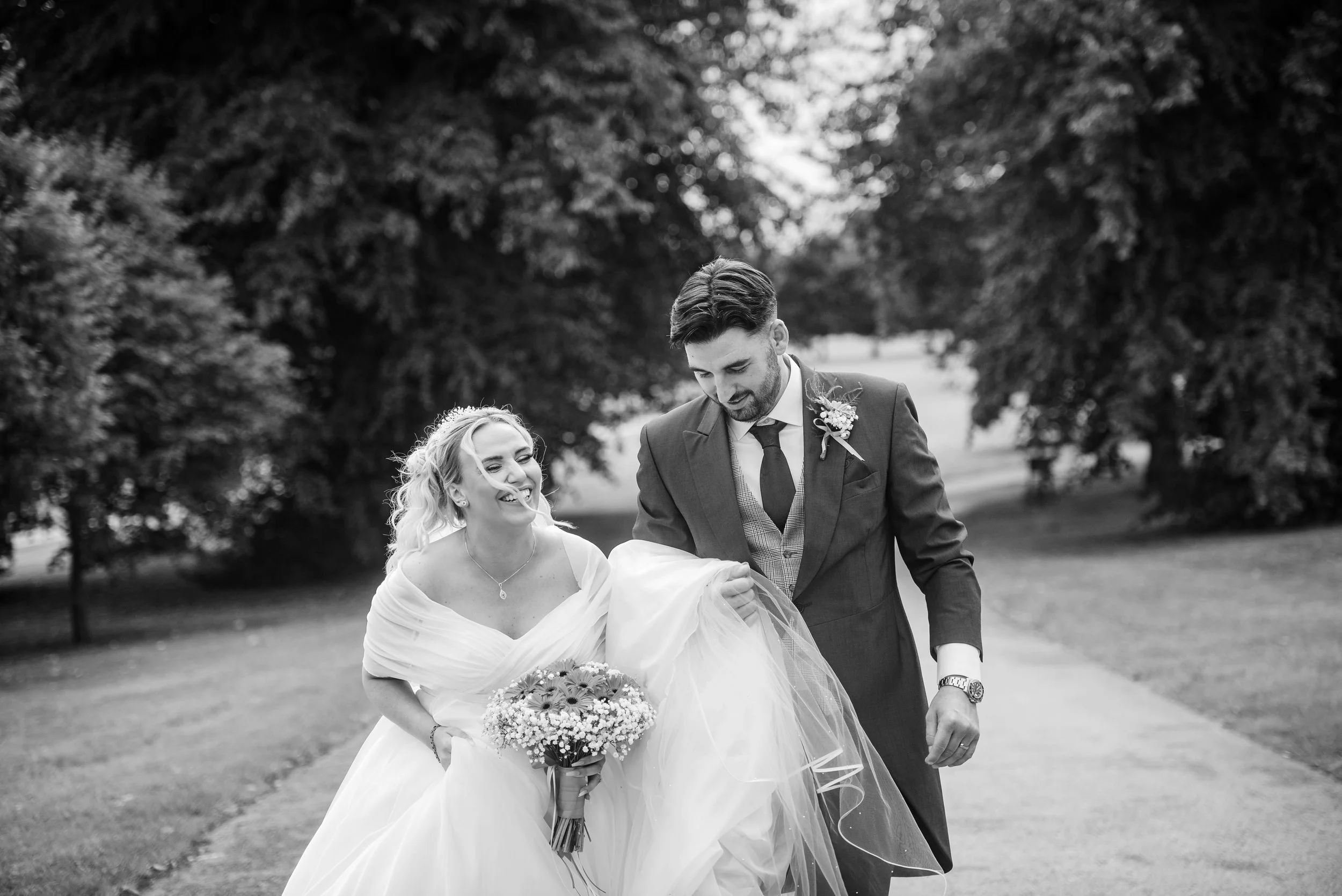 BETH AND BRAD’S BEAUTIFUL WEDDING AT RUDDING PARK!