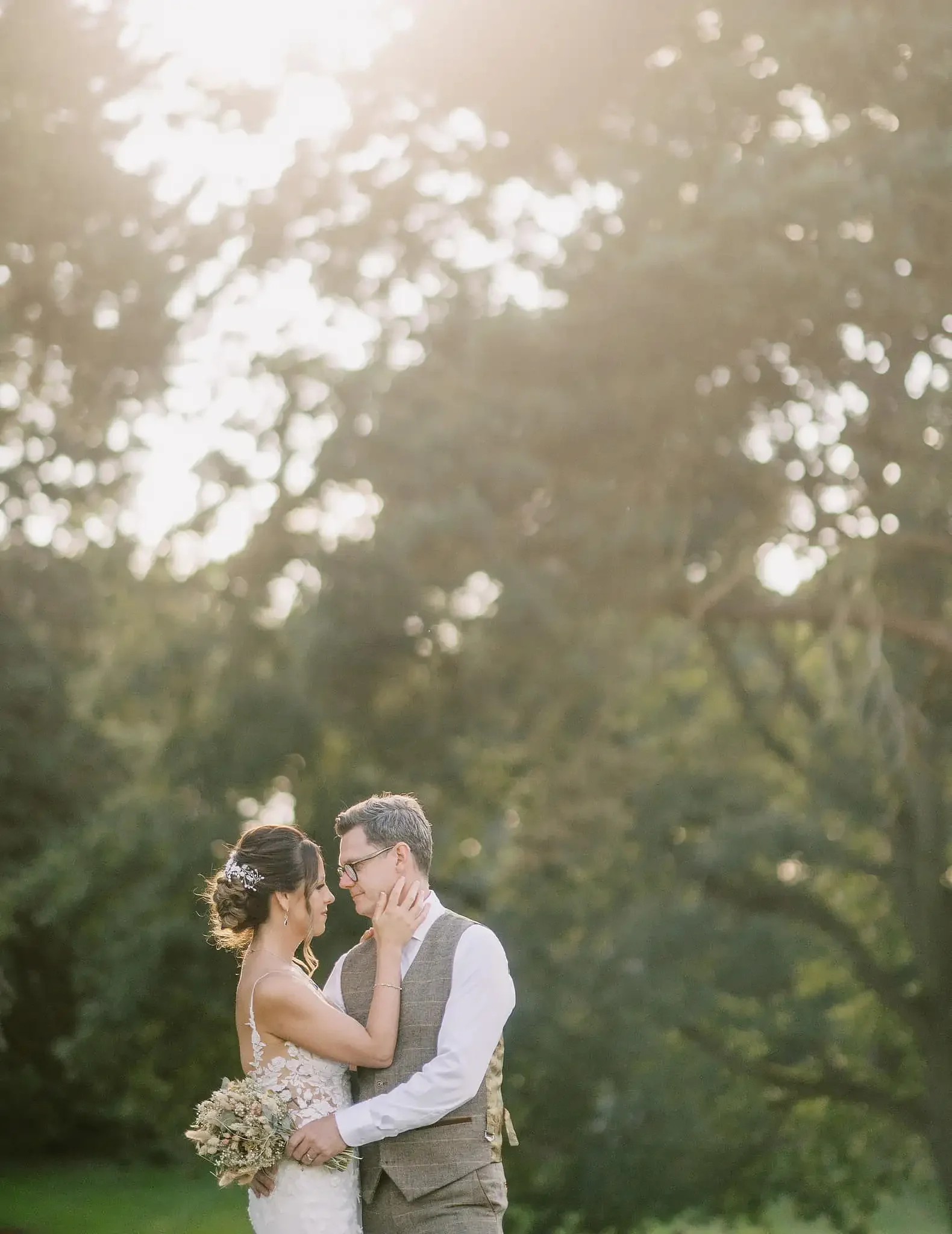 Rossington Hall wedding photographer Doncaster009.webp