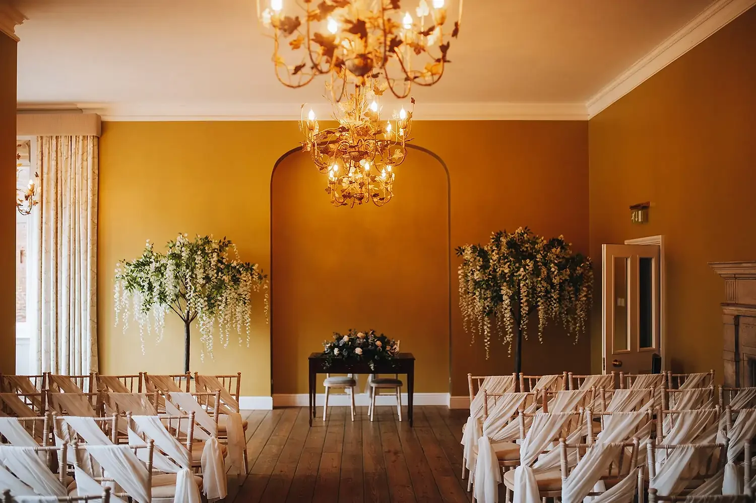 hodsock priory buchannon Hall ceremony room photos002.webp