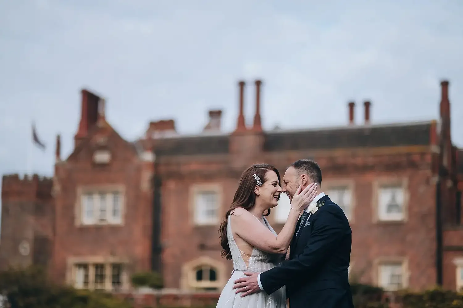 hodsock priory wedding bride and groom photos006.webp