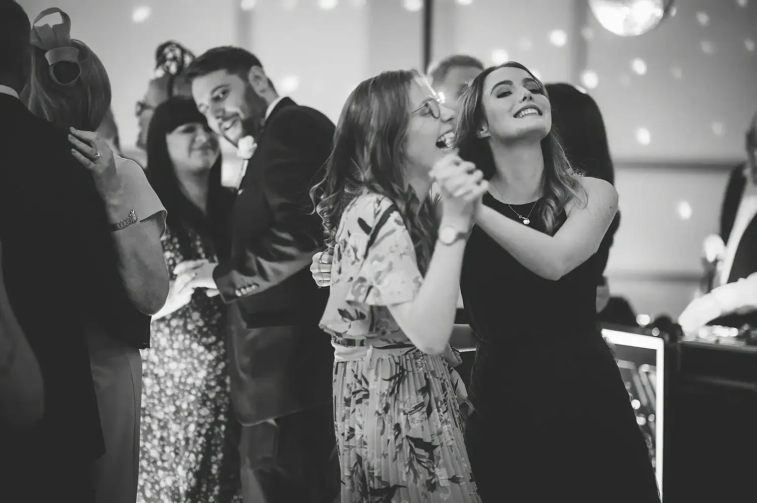 hodsock priory pavilion 1st dacne and party photos013.webp