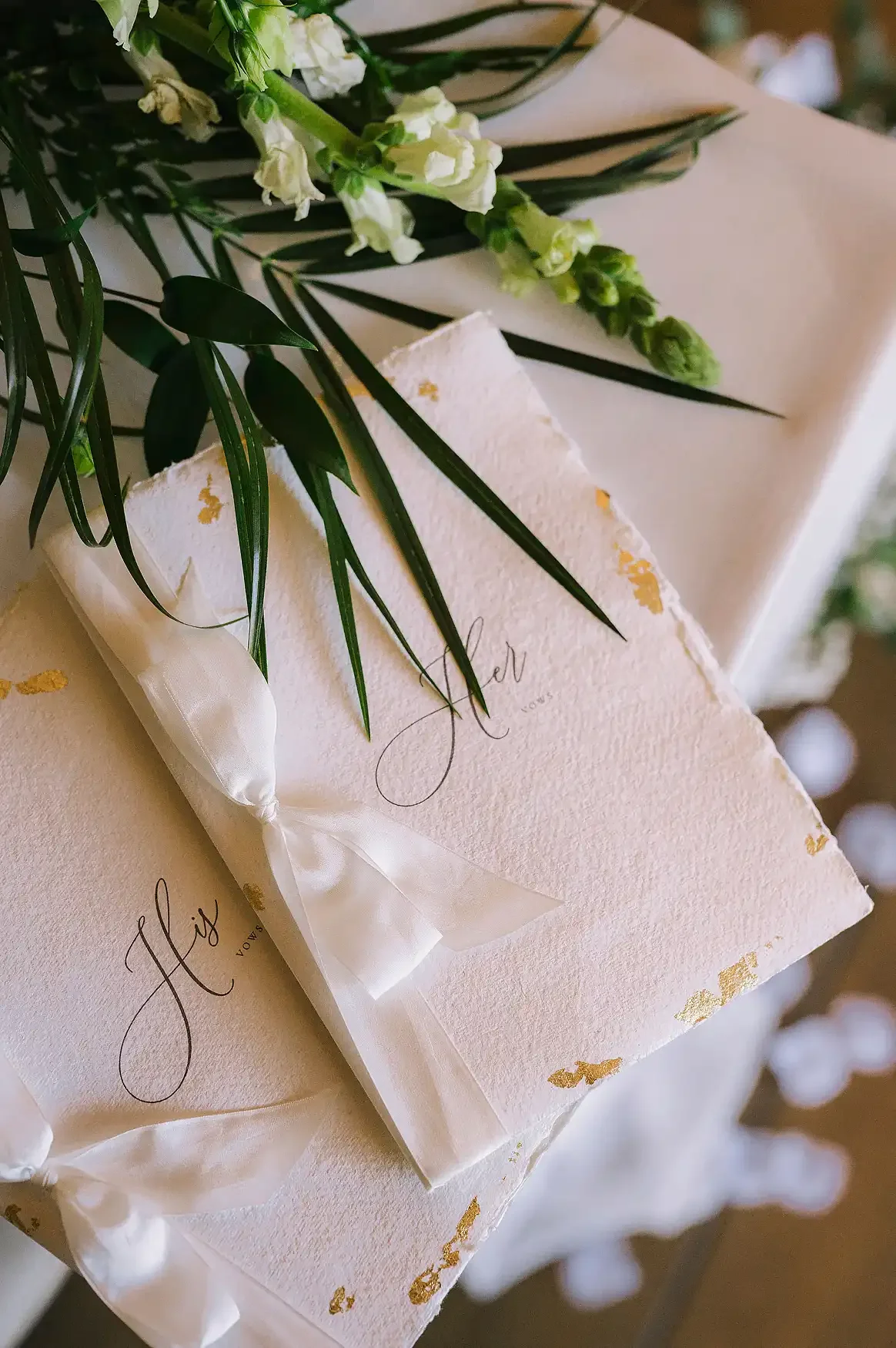 Christmas Lights & Black Tie: Lyndsey & Berkley’s Winter Wedding at Hodsock Priory