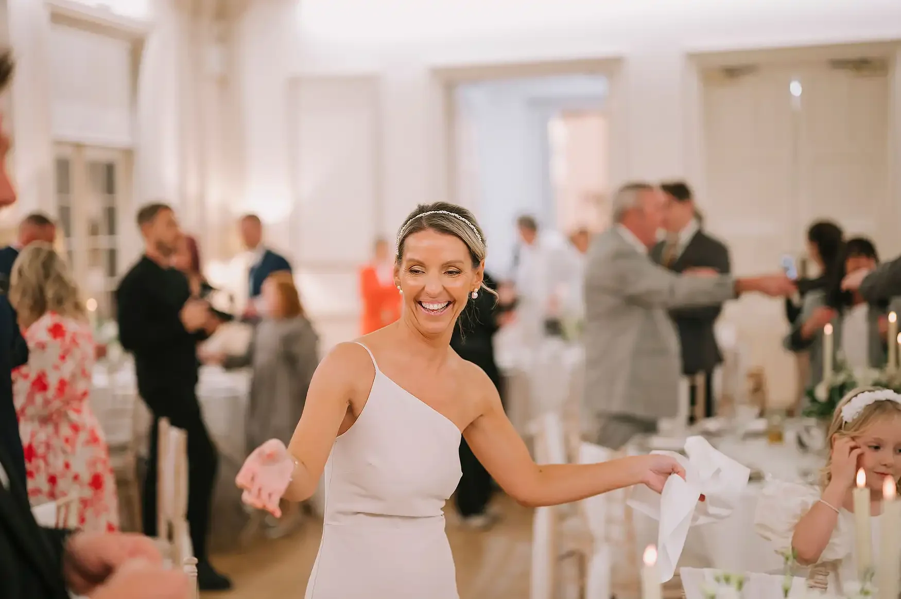Christmas Lights & Black Tie: Lyndsey & Berkley’s Winter Wedding at Hodsock Priory