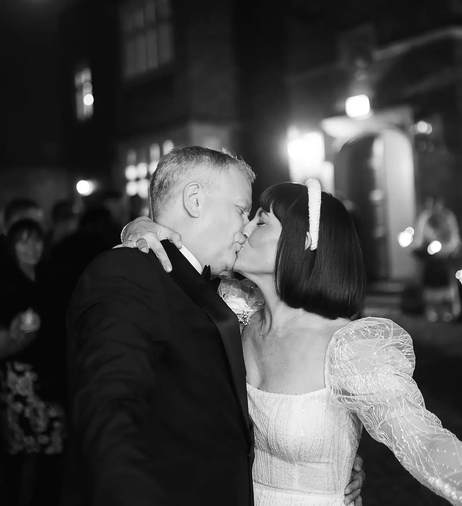 Christmas Lights & Black Tie: Lyndsey & Berkley’s Winter Wedding at Hodsock Priory